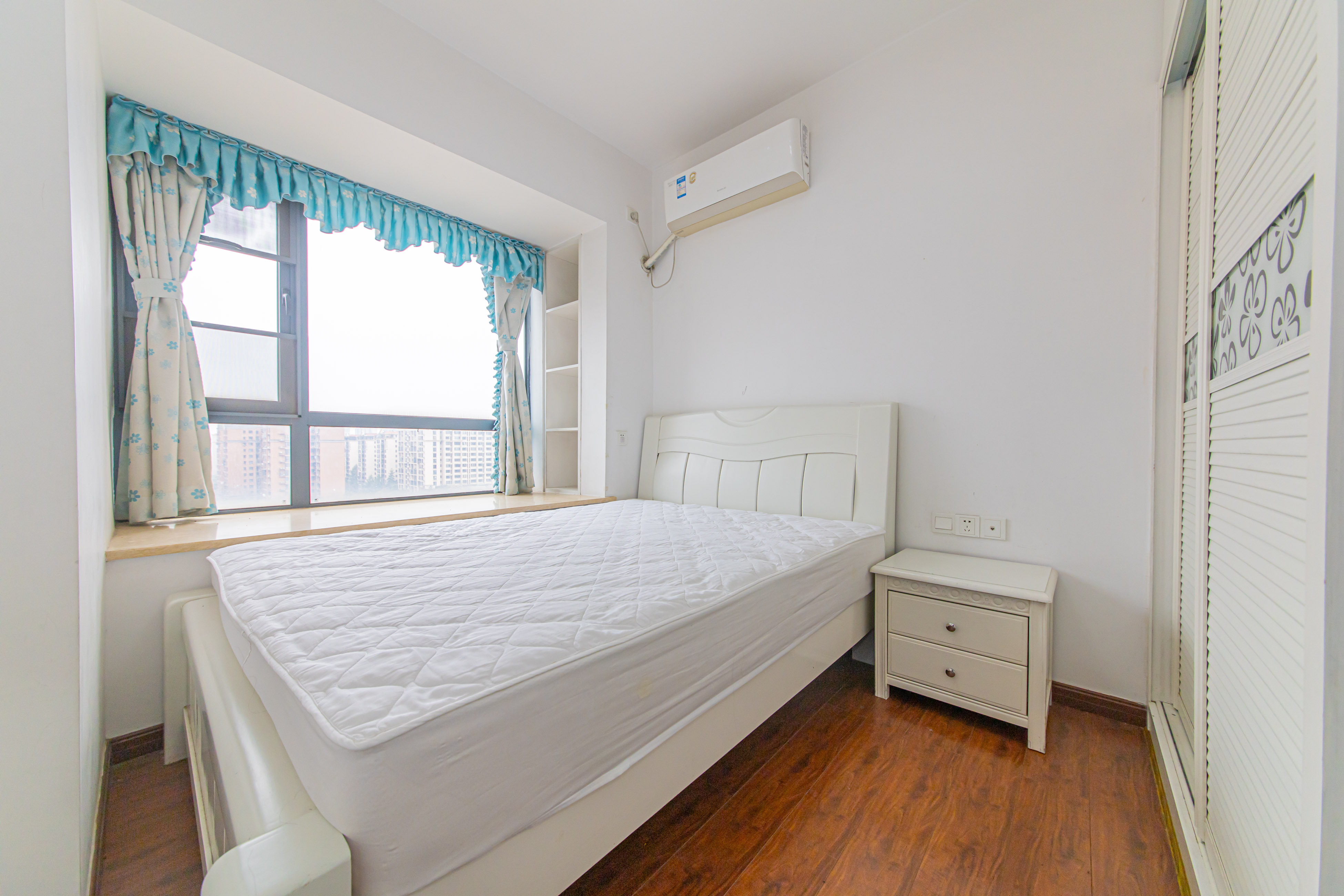 中建芙蓉嘉苑 3室2厅1卫 105.0万 中建芙蓉嘉苑 3室2厅1卫 105.0万卧室