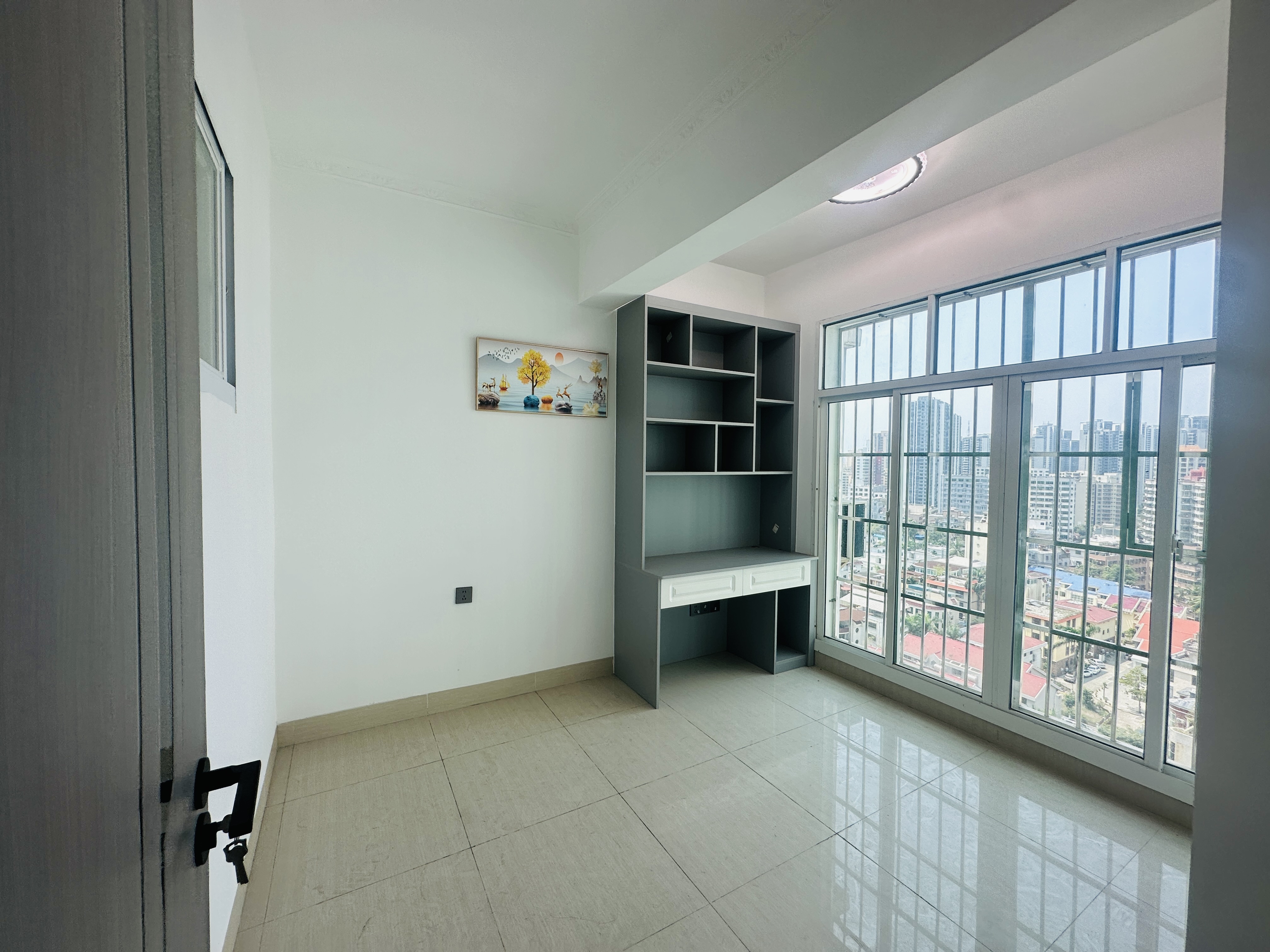 华丰大厦 3室2厅1卫 91.5万 华丰大厦 3室2厅1卫 91.5万卧室