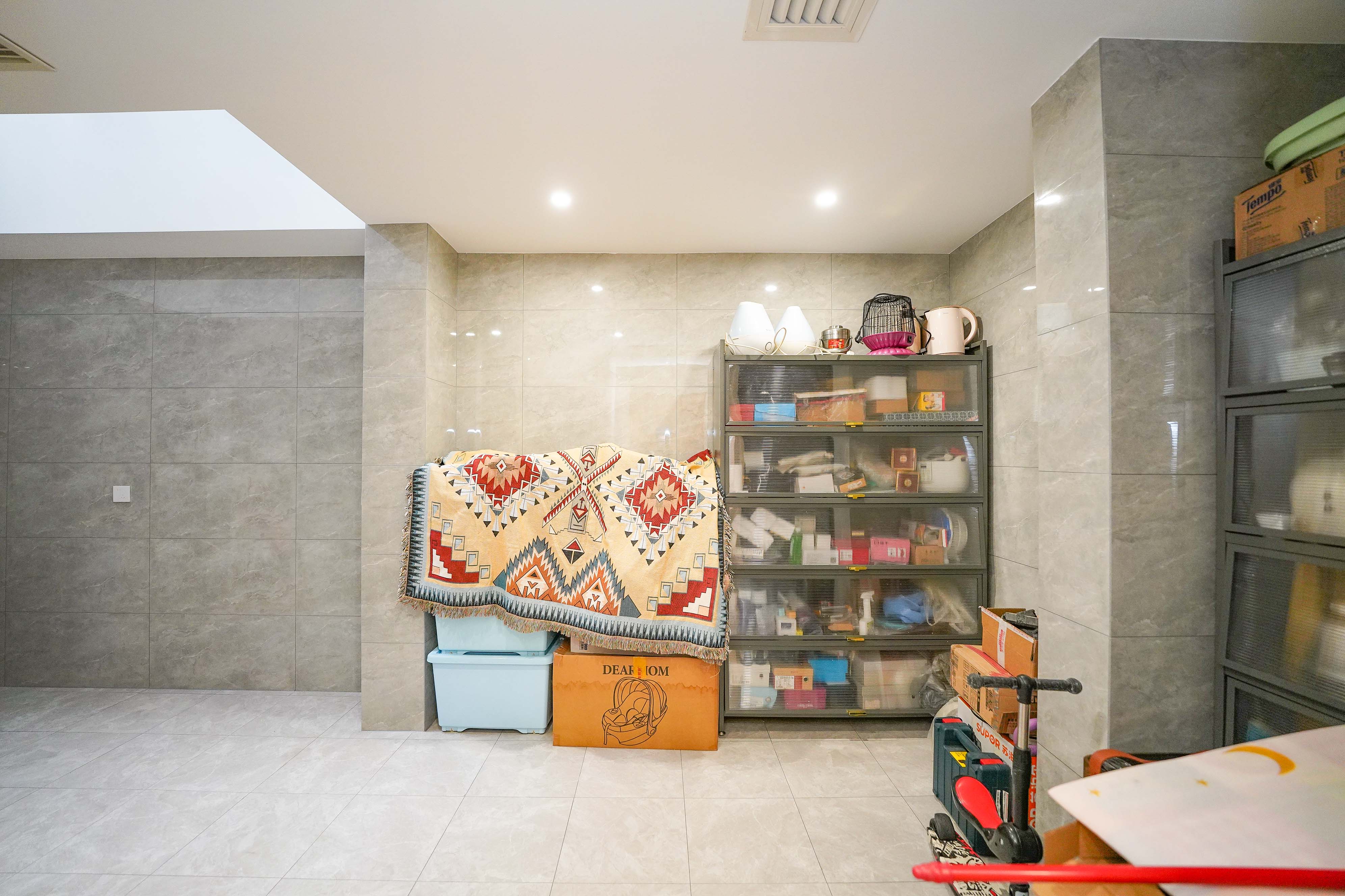 橘郡礼顿山  4室2厅2卫    259.8万 橘郡礼顿山  4室2厅2卫    259.8万其他