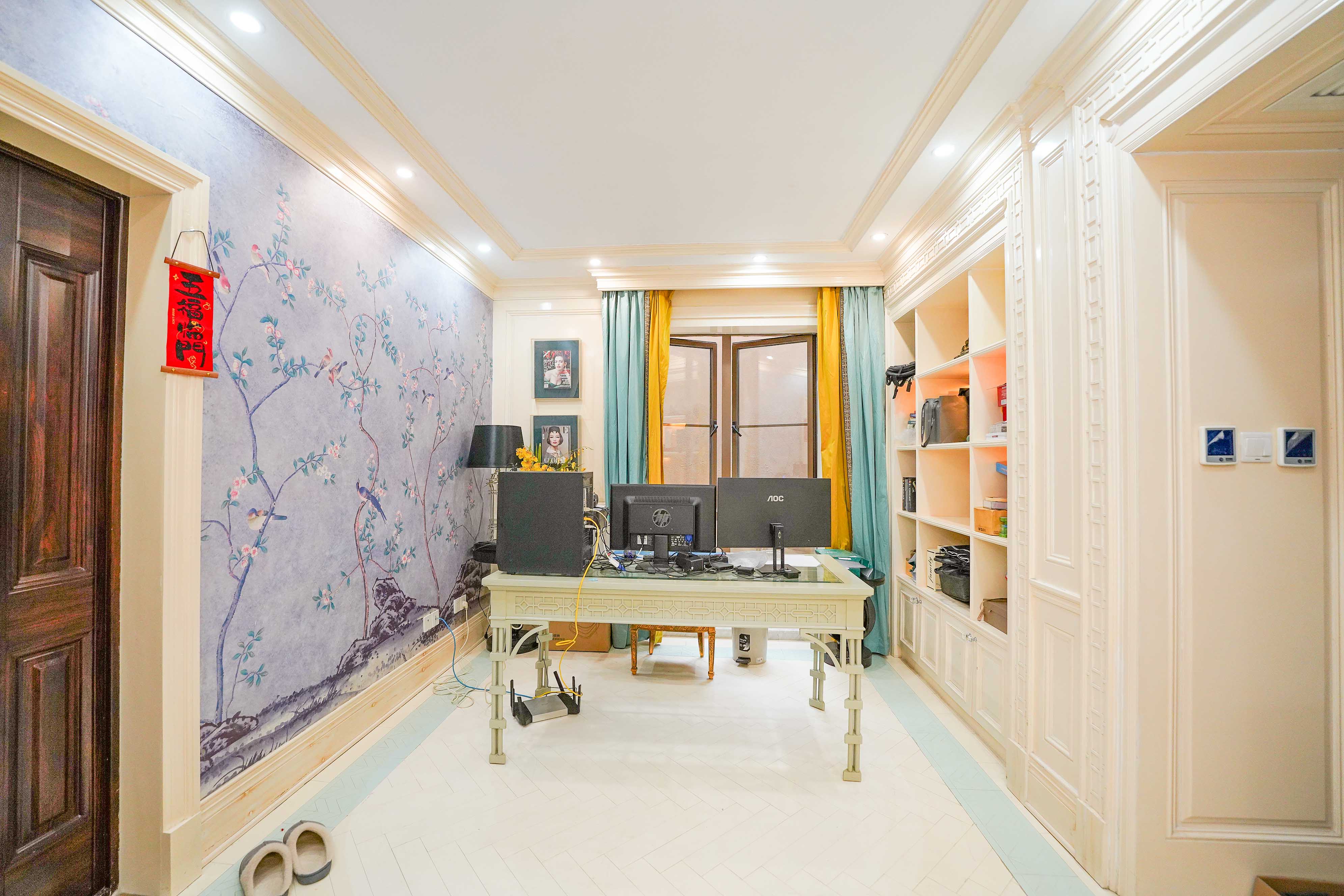 橘郡礼顿山  4室2厅2卫    259.8万 橘郡礼顿山  4室2厅2卫    259.8万卧室