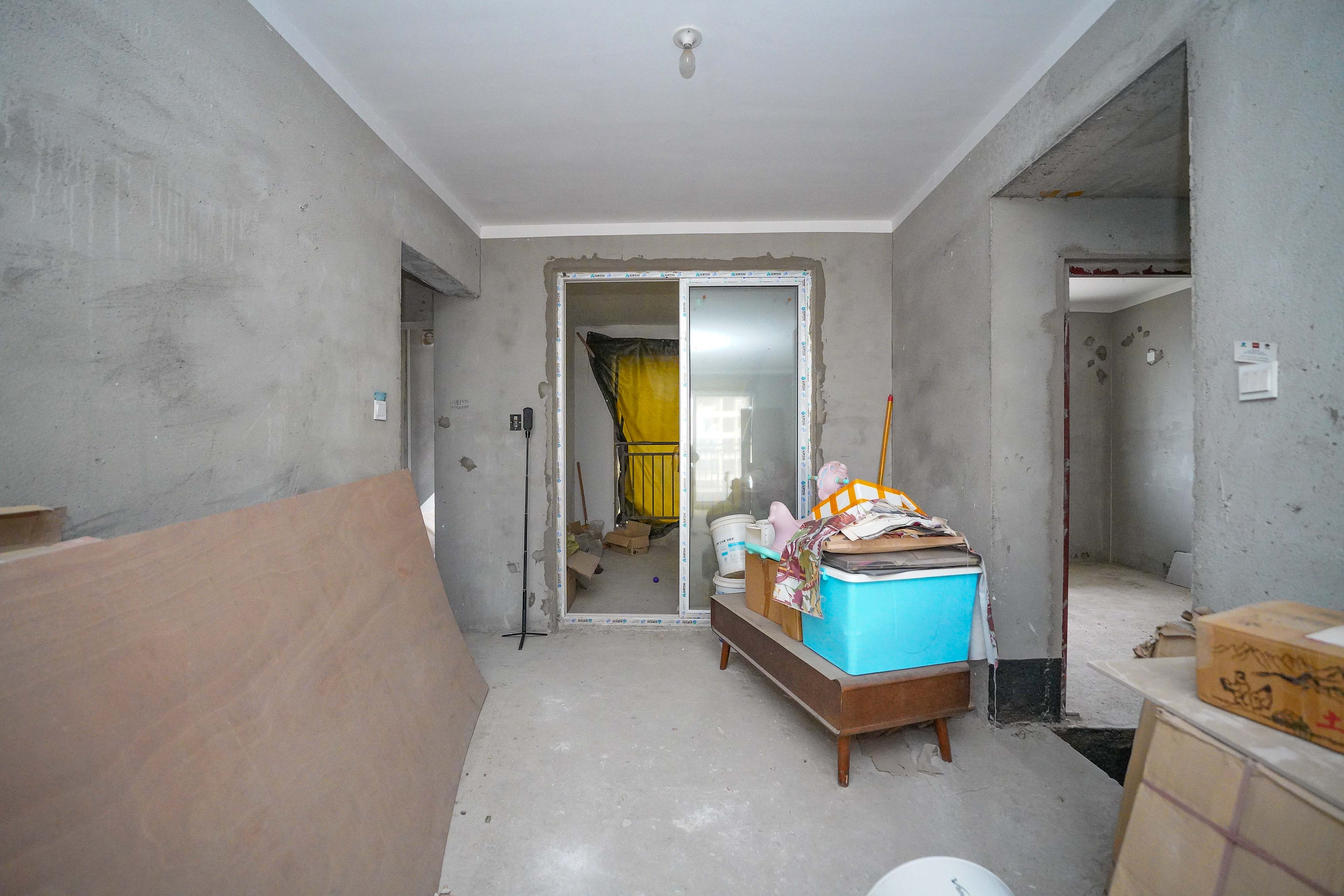 绿地新都会 3室2厅2卫 65.0万 绿地新都会 3室2厅2卫 65.0万客厅