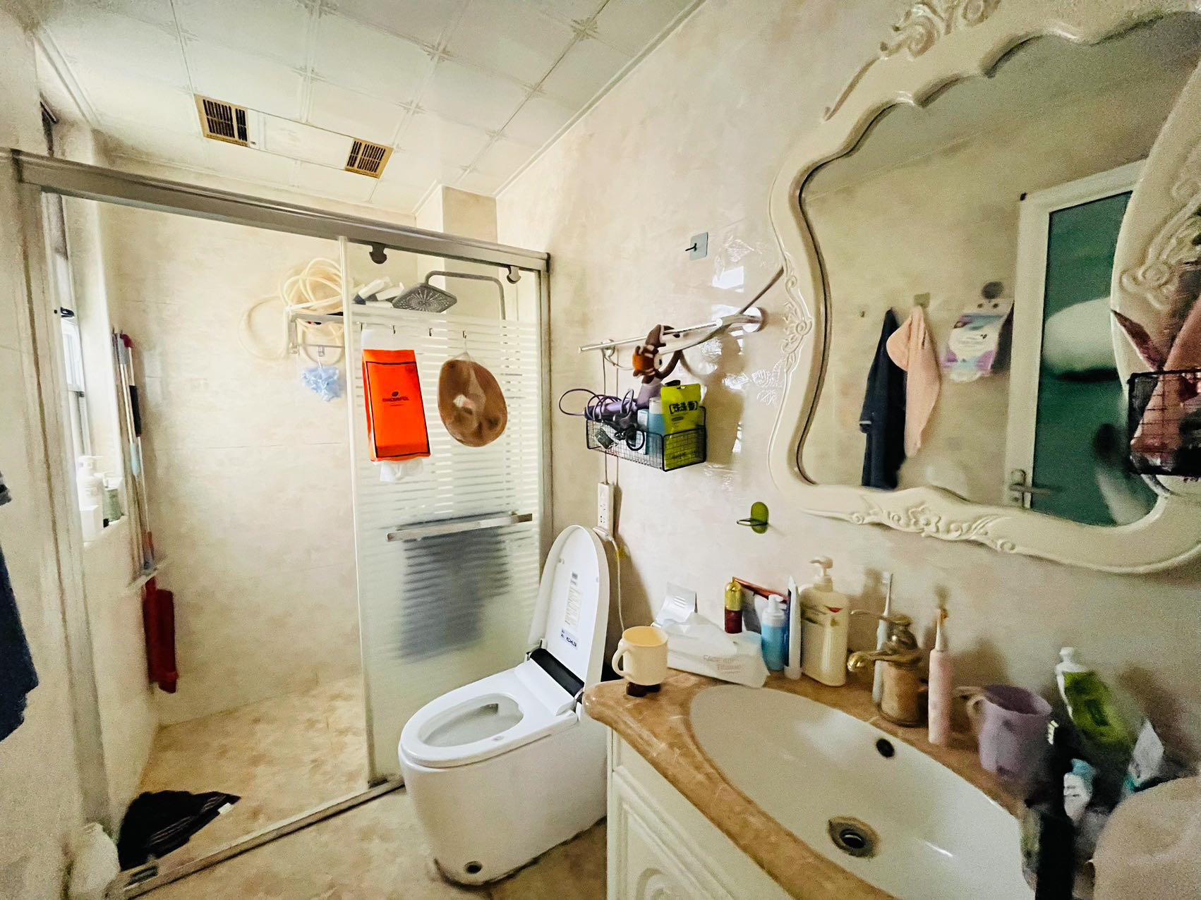 金地格林公馆  3室2厅1卫    130.0万 金地格林公馆  3室2厅1卫    130.0万卫生间