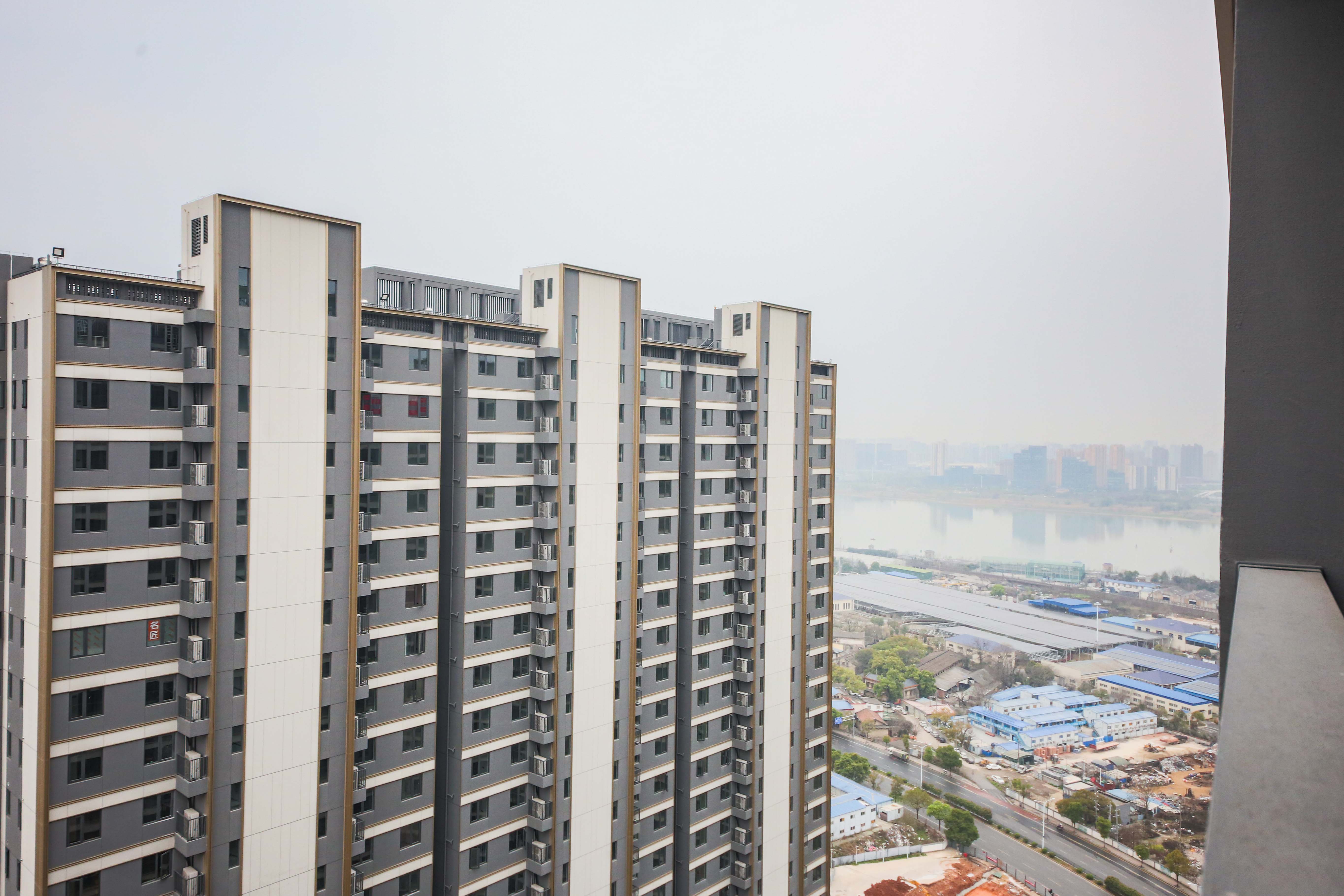 长沙润府  4室2厅3卫   398.00万其他