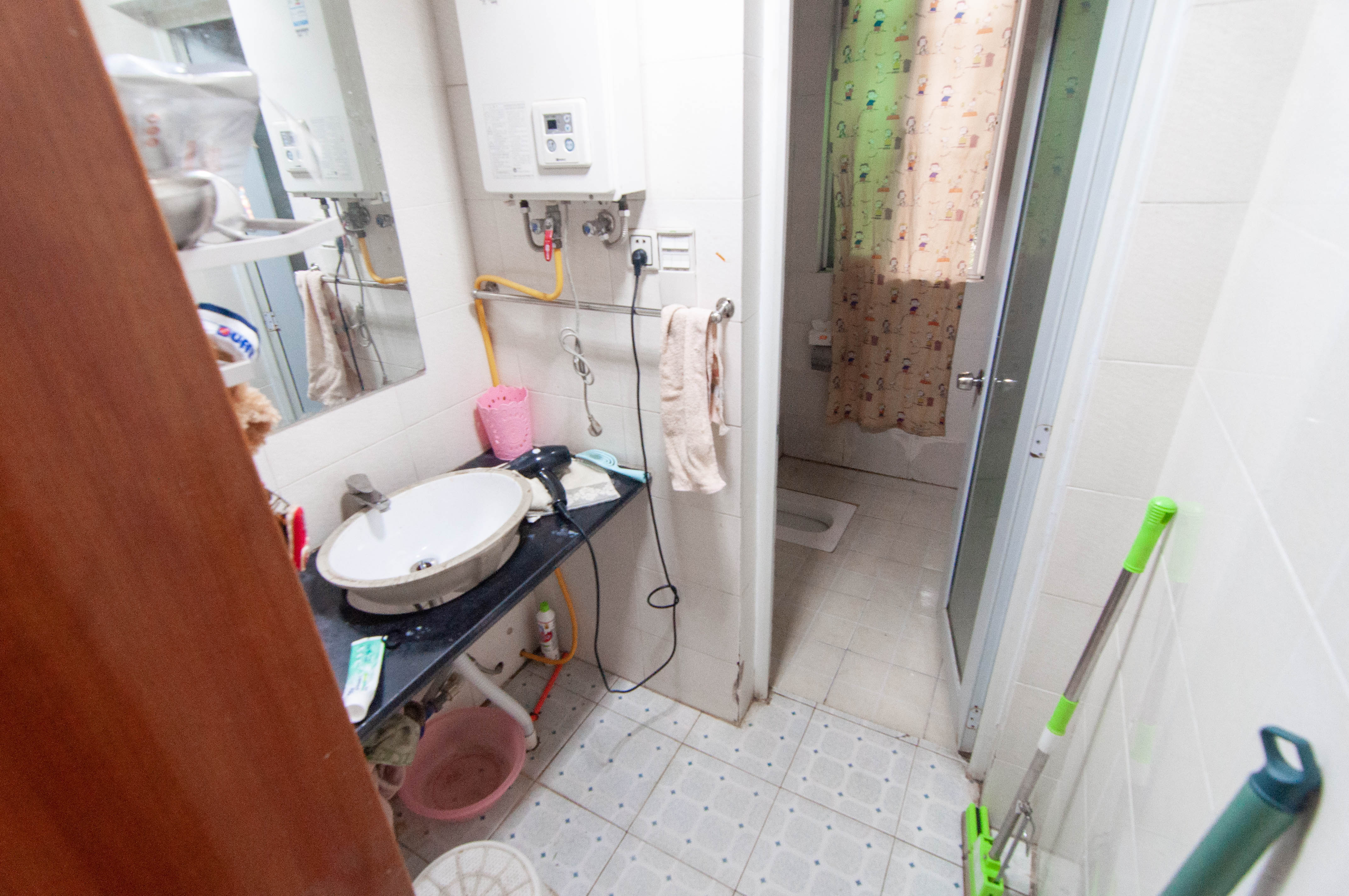 麓谷加州阳光 3室2厅2卫 82.0万 麓谷加州阳光 3室2厅2卫 82.0万卫生间