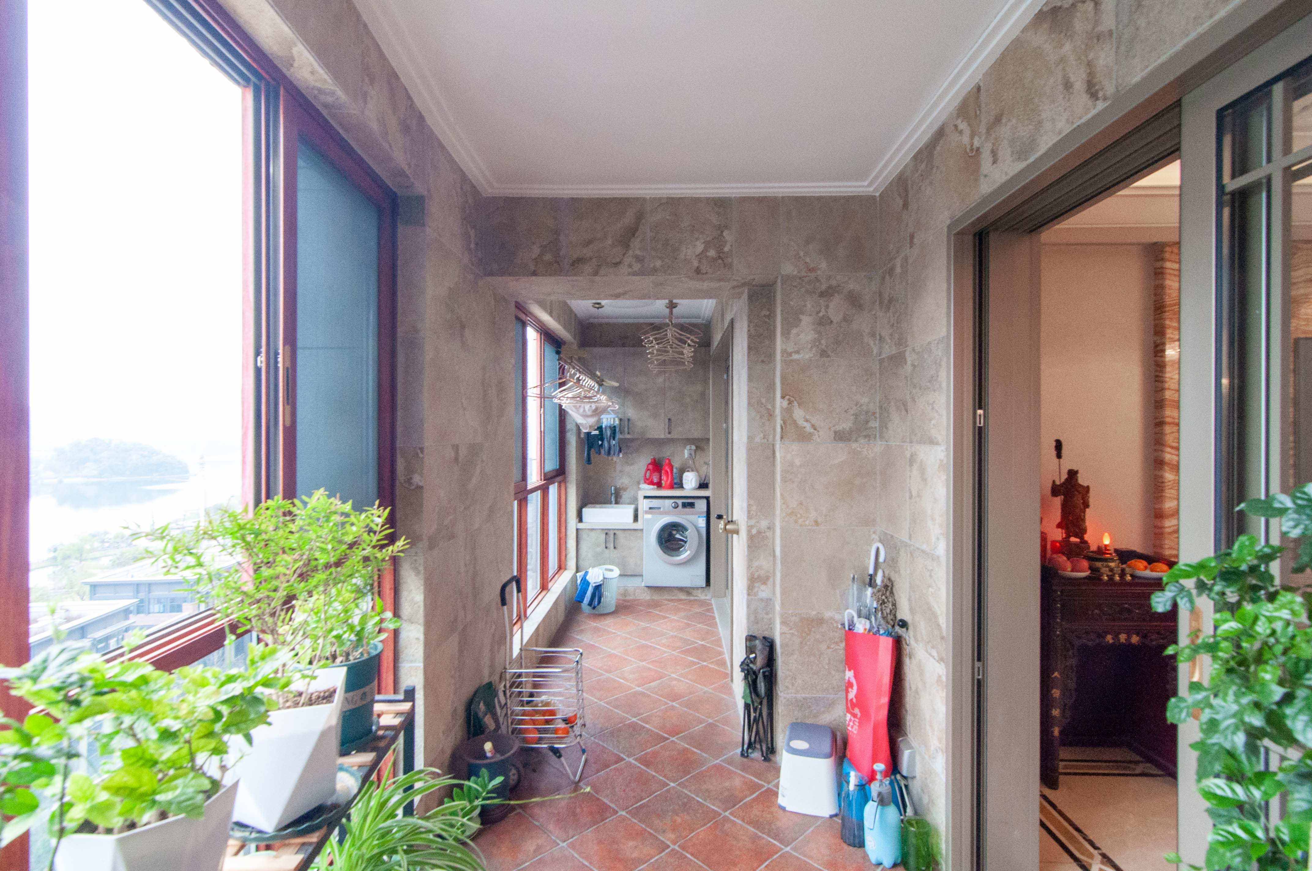 梅溪湖金茂府(金茂广场)(金茂览秀城) 4室2厅3卫 488.0万 梅溪湖金茂府(金茂广场)(金茂览秀城) 4室2厅3卫 488.0万其他