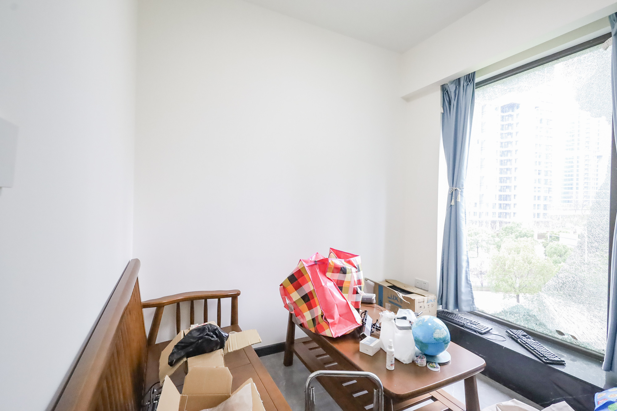 远洋外滩壹号 4室2厅2卫 360.0万 远洋外滩壹号 4室2厅2卫 360.0万卧室