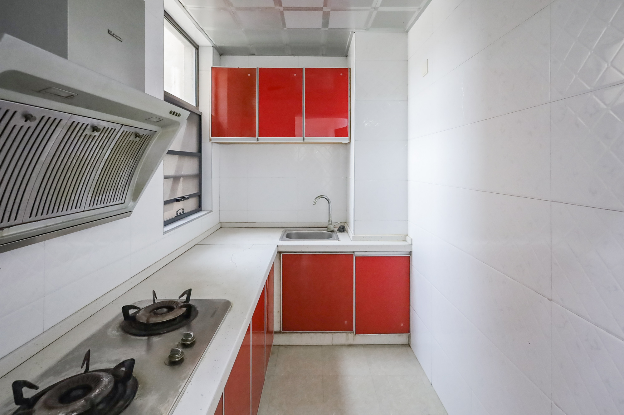 旭辉藏郡(藏郡、旭湘华府) 3室2厅2卫 208.0万 旭辉藏郡(藏郡、旭湘华府) 3室2厅2卫 208.0万厨房