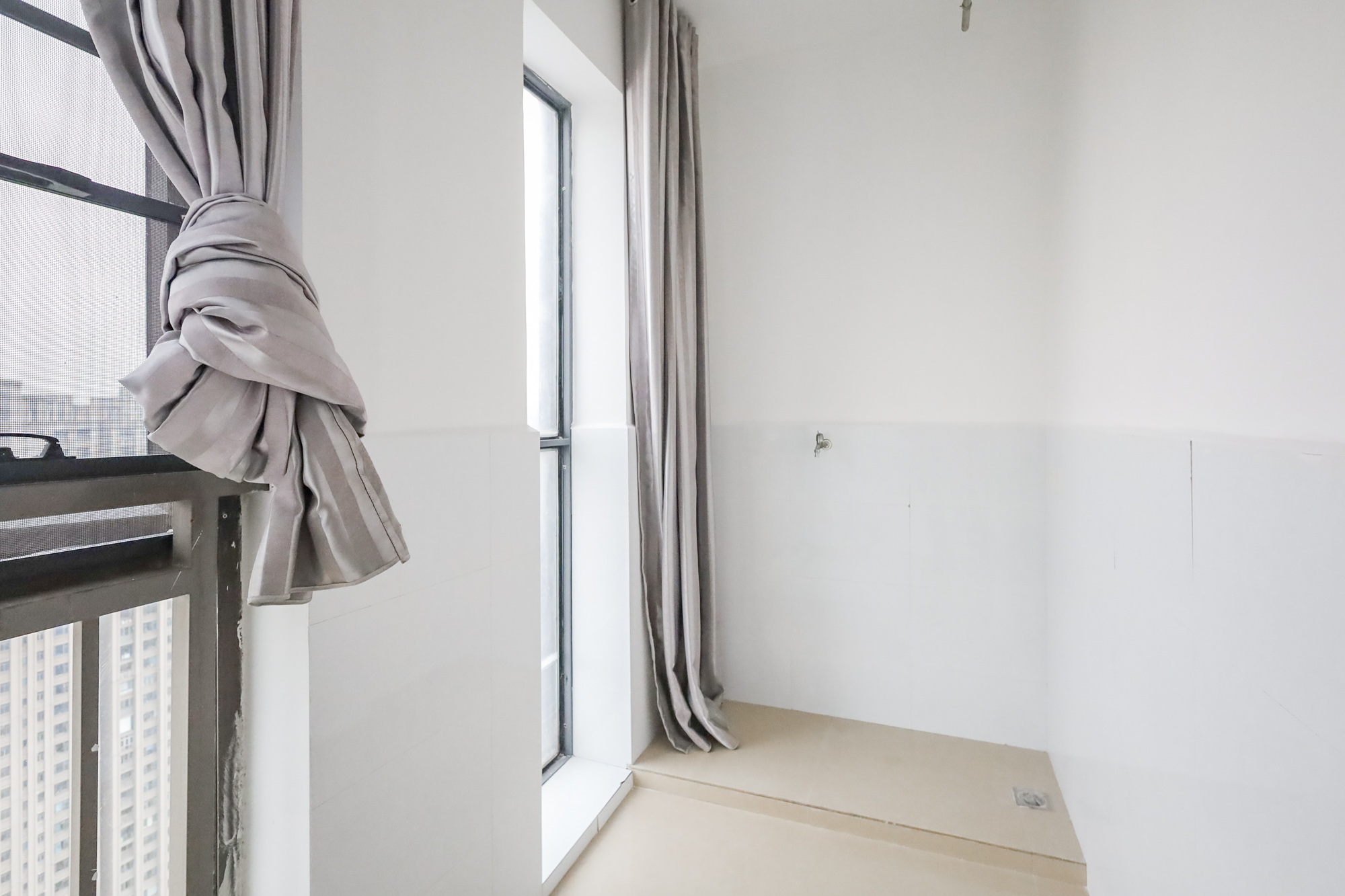 旭辉藏郡(藏郡、旭湘华府) 3室2厅2卫 208.0万 旭辉藏郡(藏郡、旭湘华府) 3室2厅2卫 208.0万其他