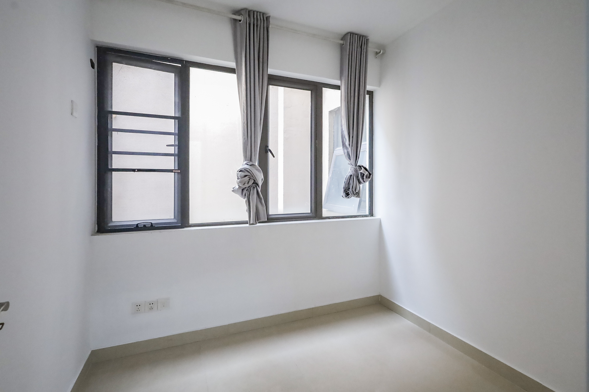 旭辉藏郡(藏郡、旭湘华府) 3室2厅2卫 208.0万 旭辉藏郡(藏郡、旭湘华府) 3室2厅2卫 208.0万卧室