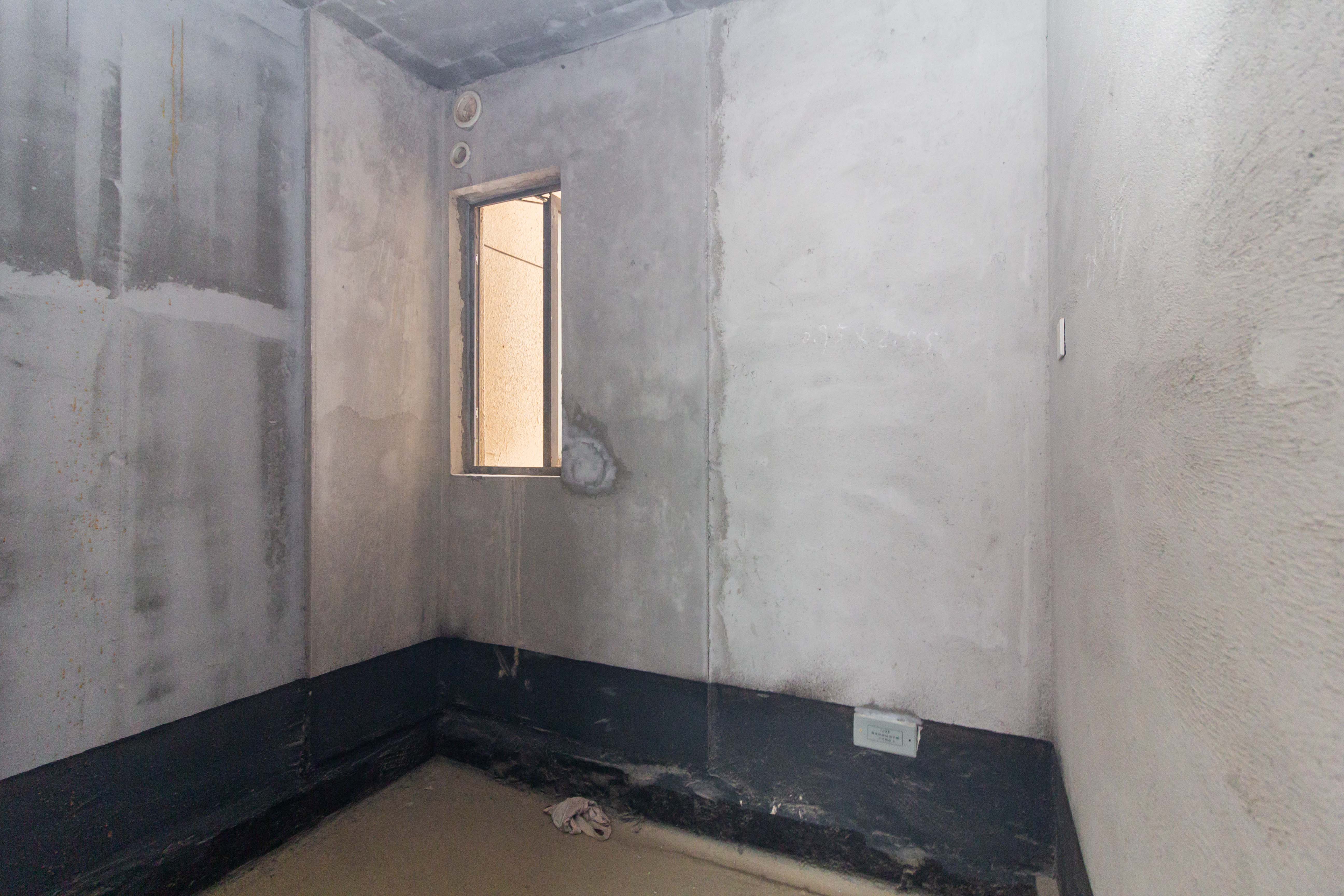 中交中央公园D5区 5室2厅2卫 215.0万 中交中央公园D5区 5室2厅2卫 215.0万卫生间