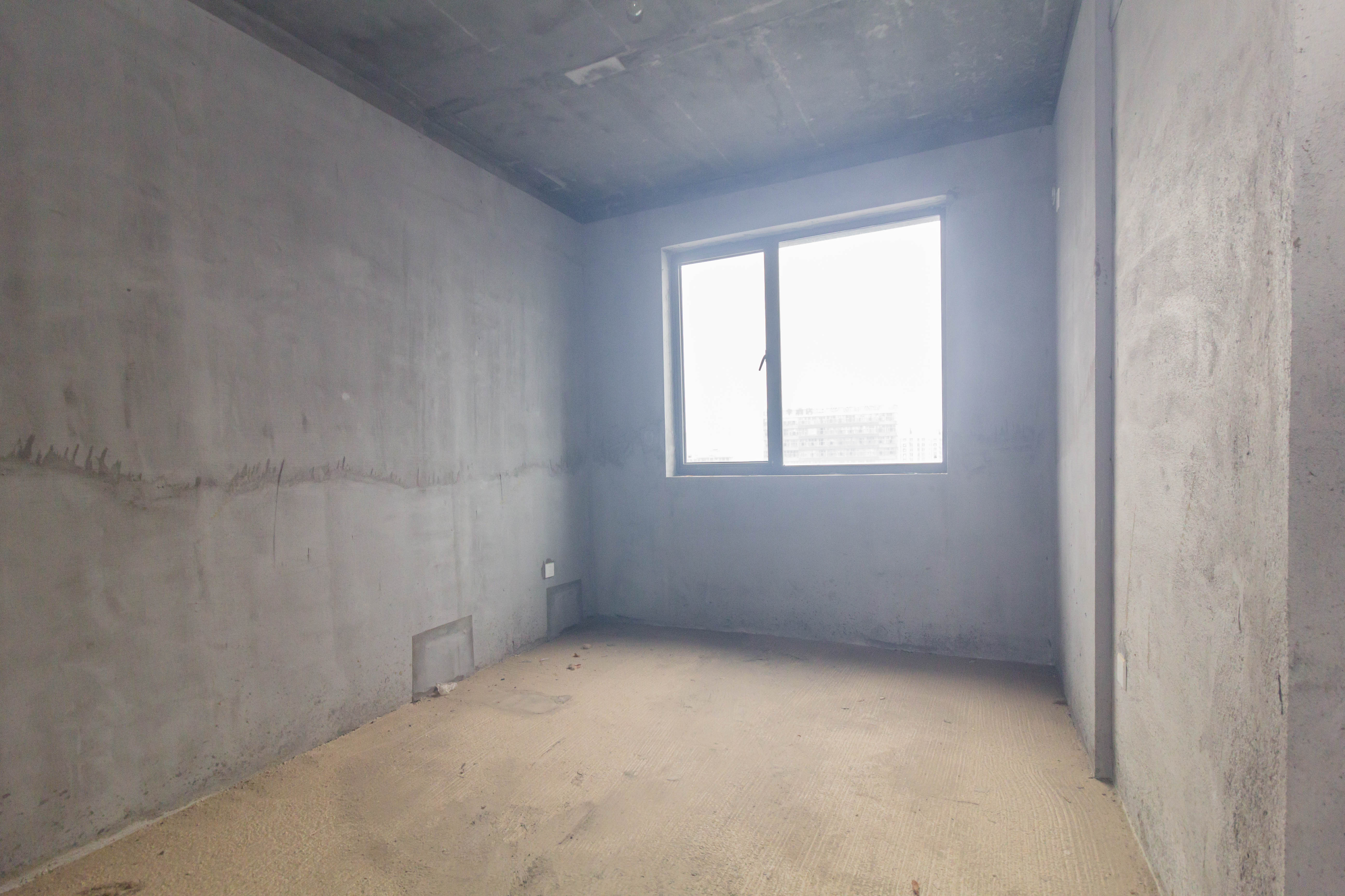 中交中央公园D5区 5室2厅2卫 215.0万 中交中央公园D5区 5室2厅2卫 215.0万卧室