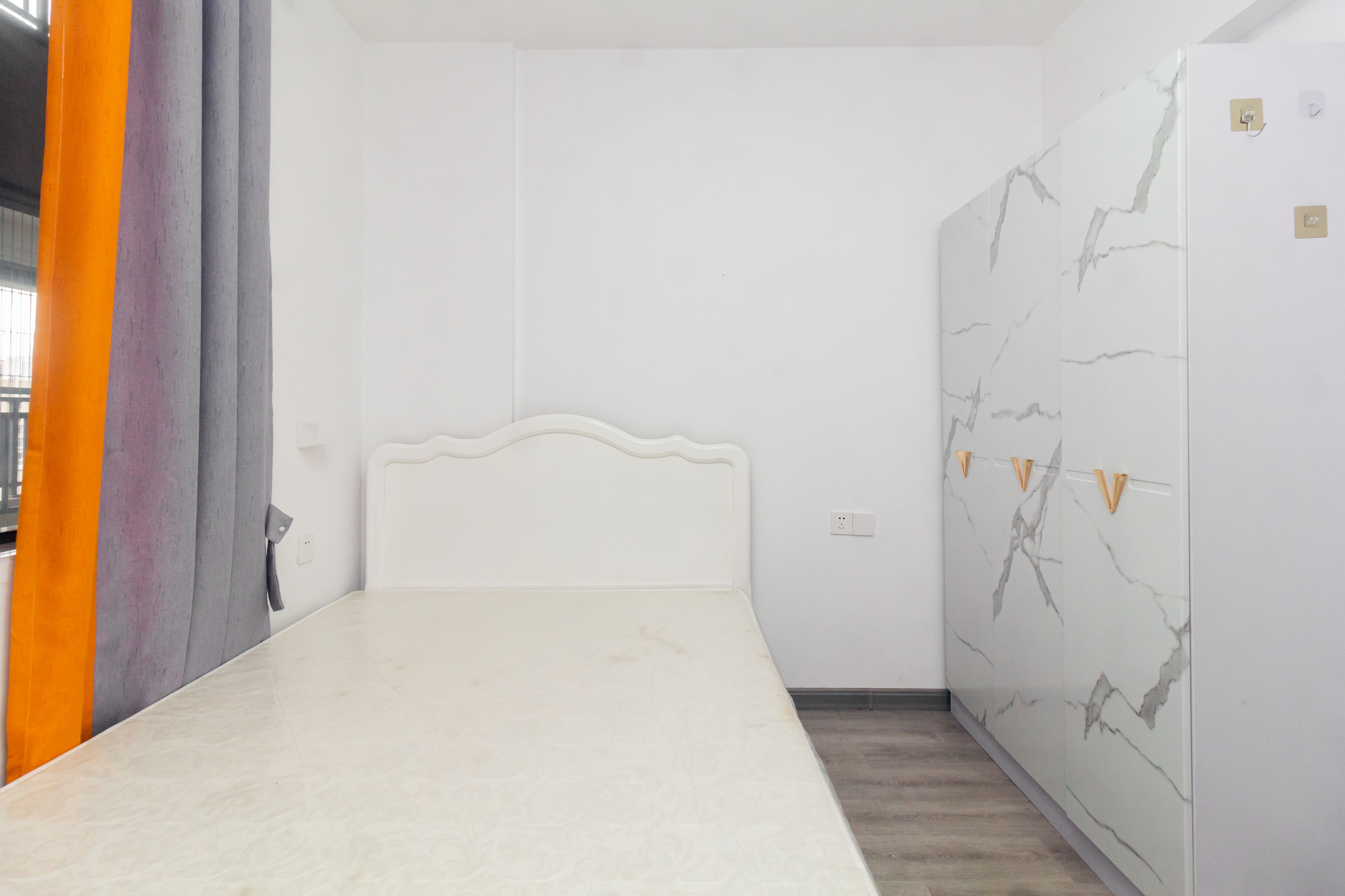 中交中央公园D5区 3室2厅2卫 139.8万 中交中央公园D5区 3室2厅2卫 139.8万卧室