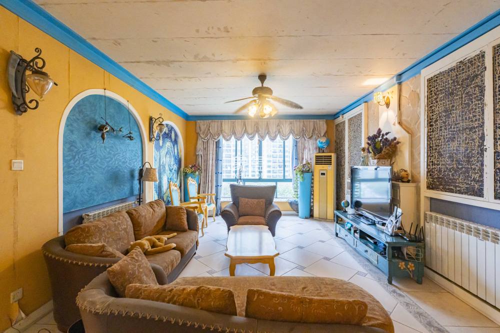 圣爵菲斯B区  3室2厅2卫    88.8万