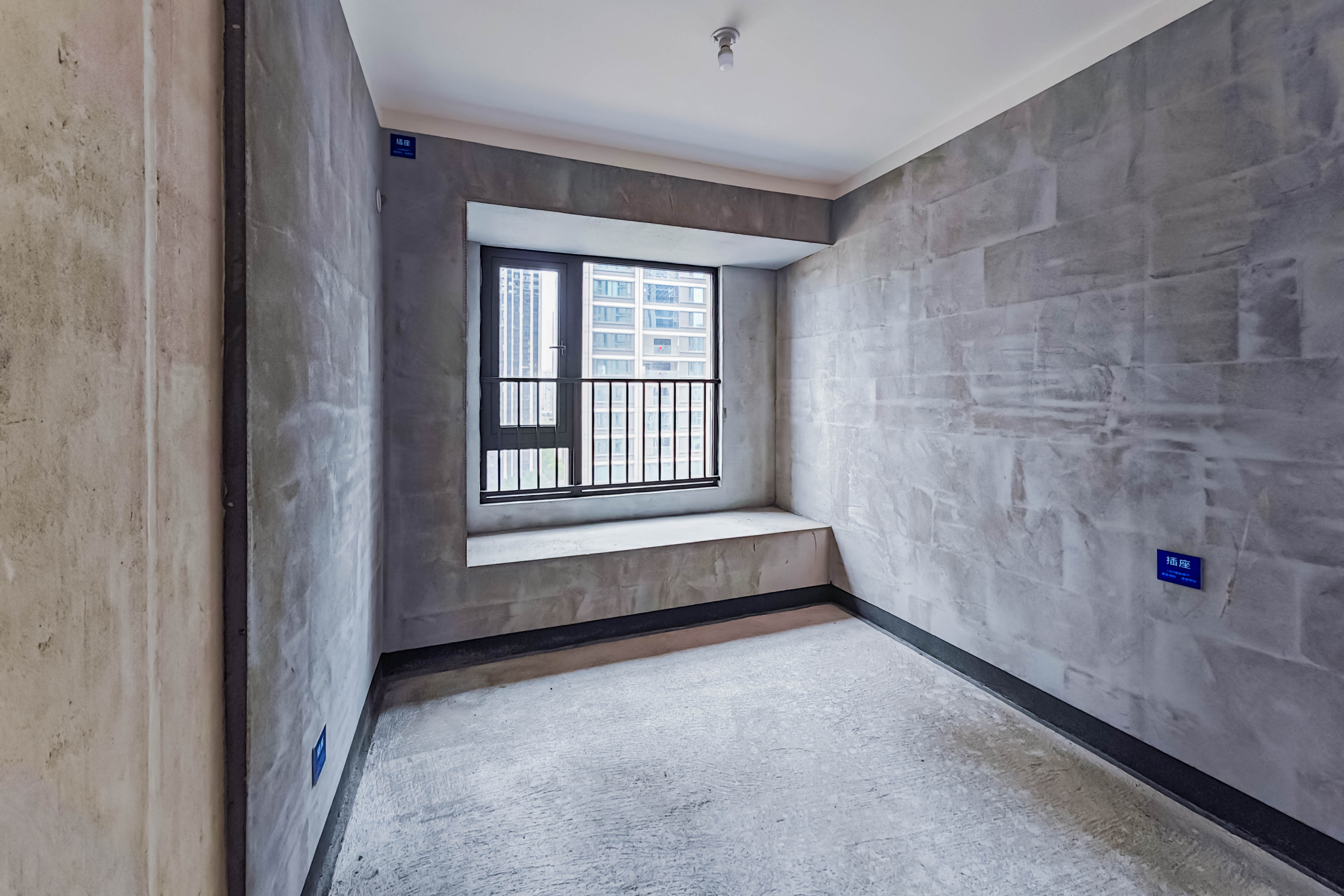 建发玖洲观澜  4室2厅2卫   215.00万其他