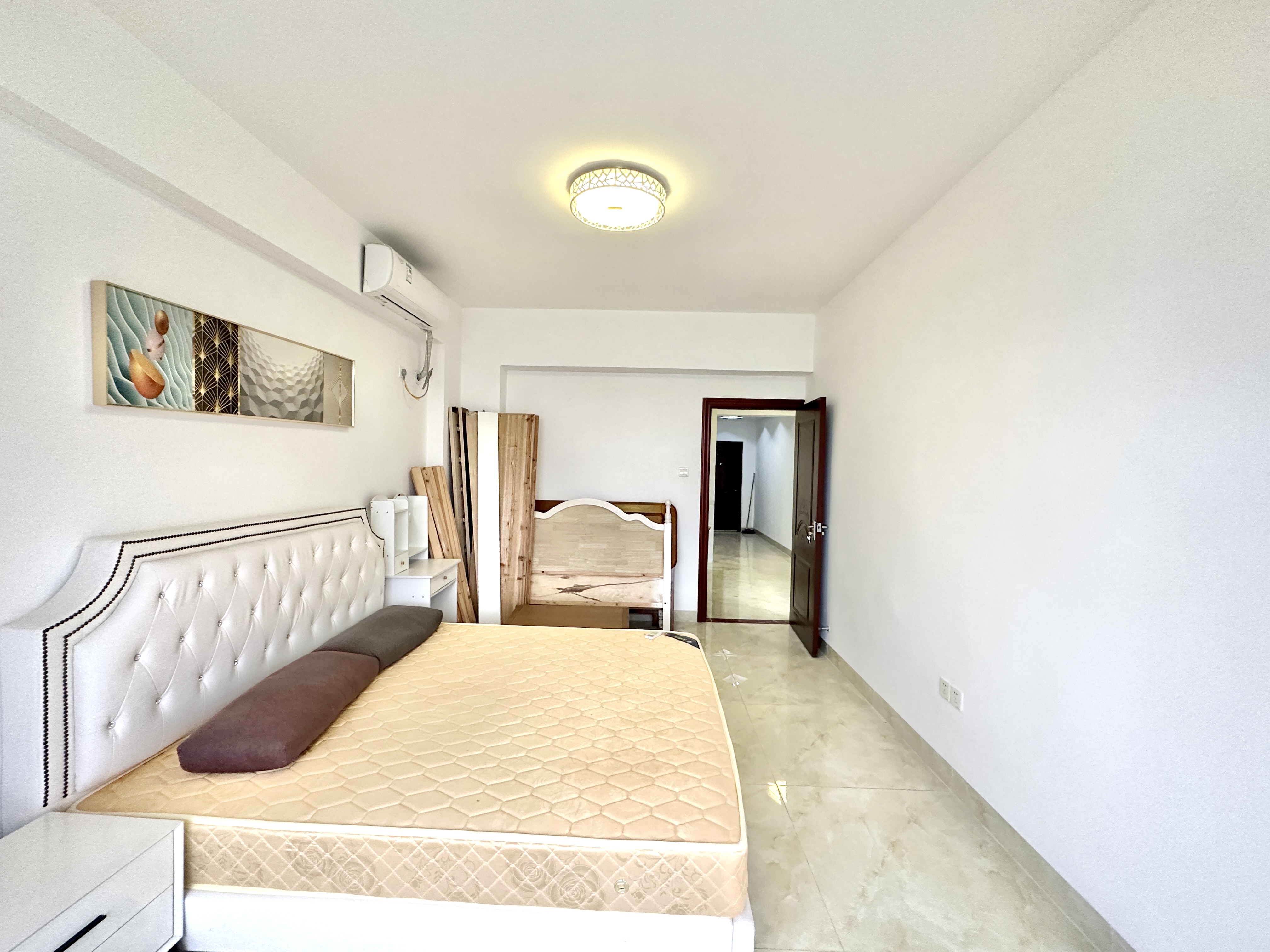 金福城 3室2厅2卫 140.0万 金福城 3室2厅2卫 140.0万卧室