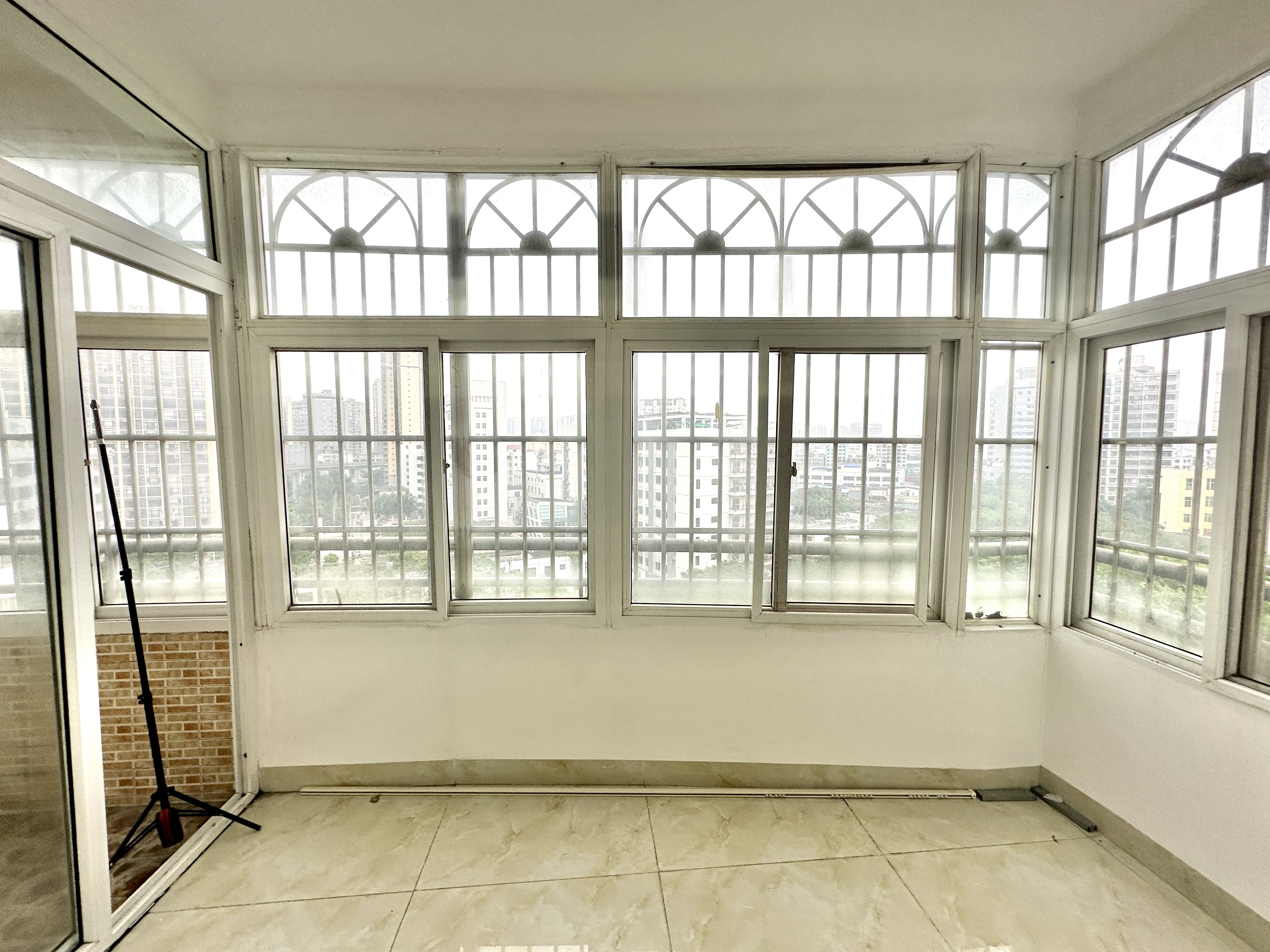 金福城 3室2厅2卫 140.0万 金福城 3室2厅2卫 140.0万阳台