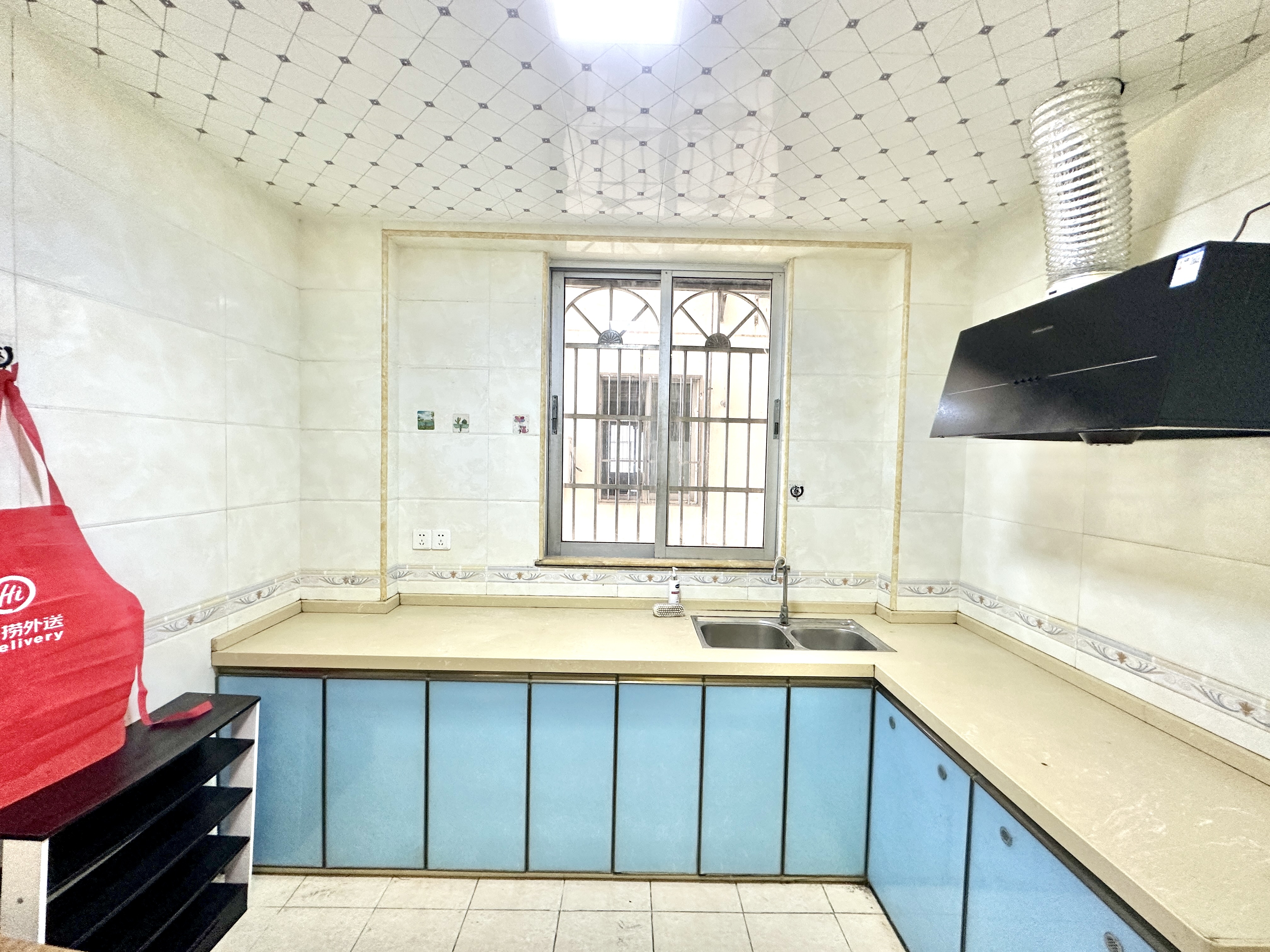 金福城 3室2厅2卫 140.0万 金福城 3室2厅2卫 140.0万厨房