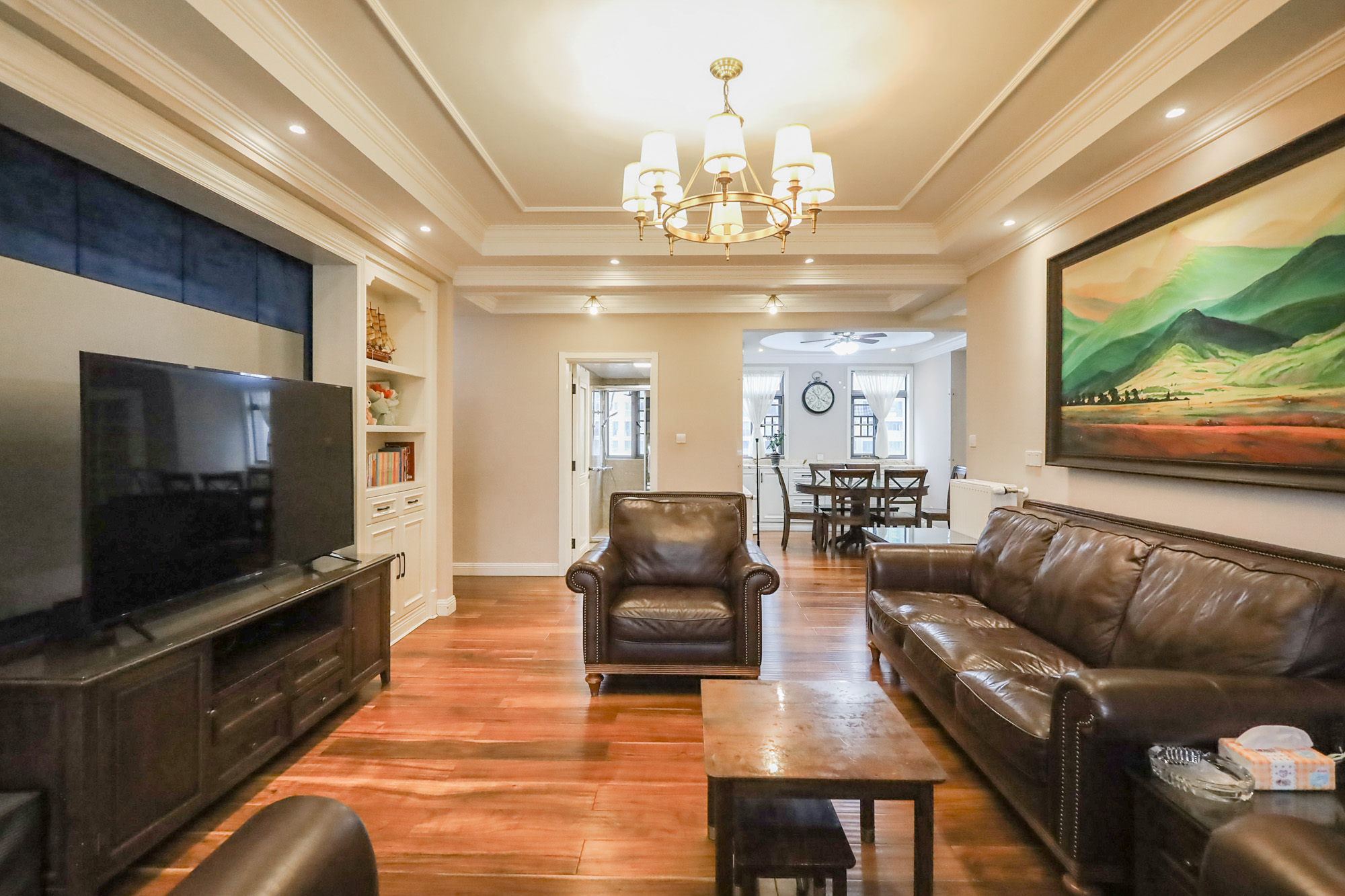 八方小区C区 4室2厅2卫 530.0万 八方小区C区 4室2厅2卫 530.0万客厅