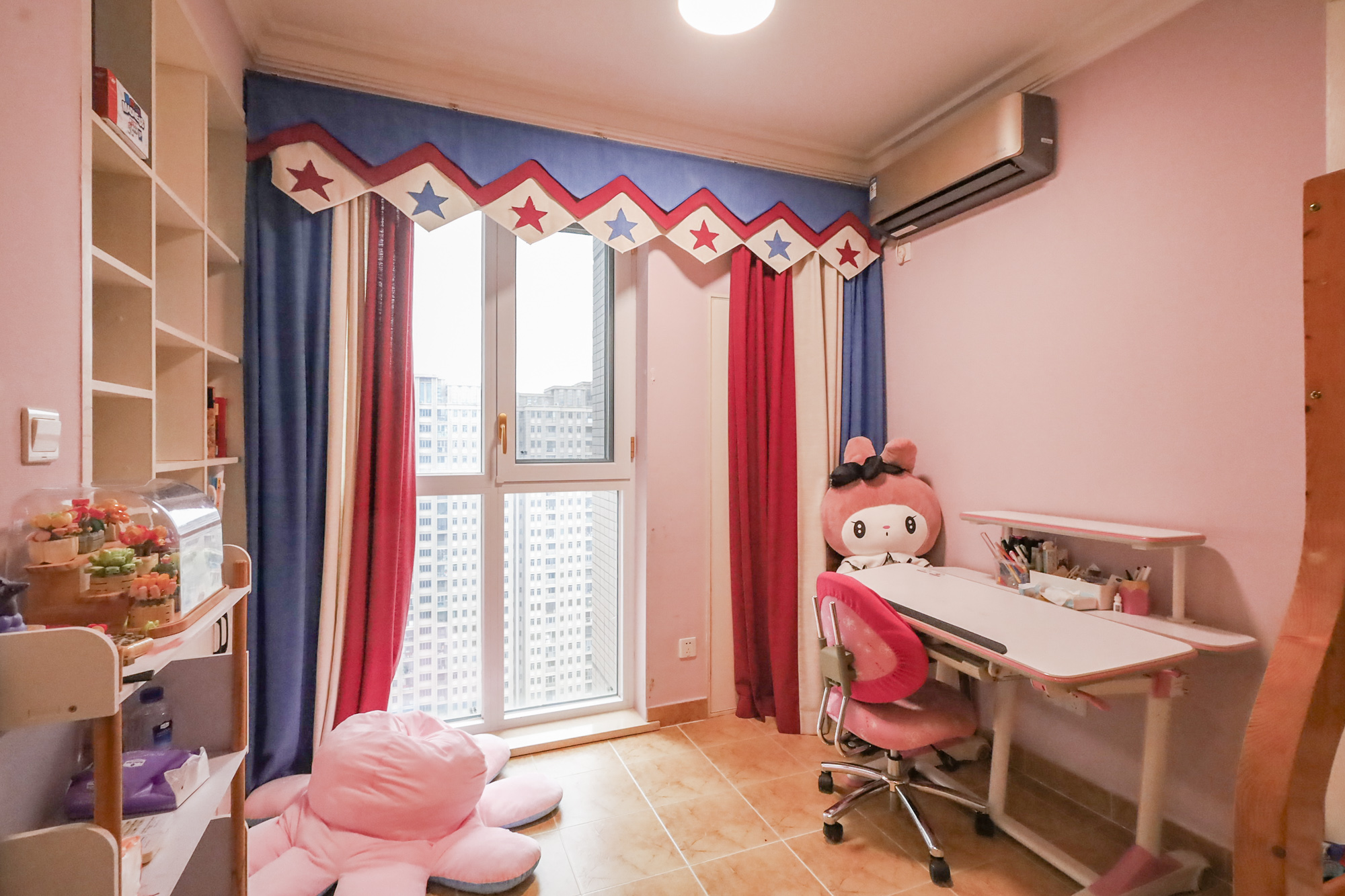 八方小区C区 4室2厅2卫 530.0万 八方小区C区 4室2厅2卫 530.0万卧室