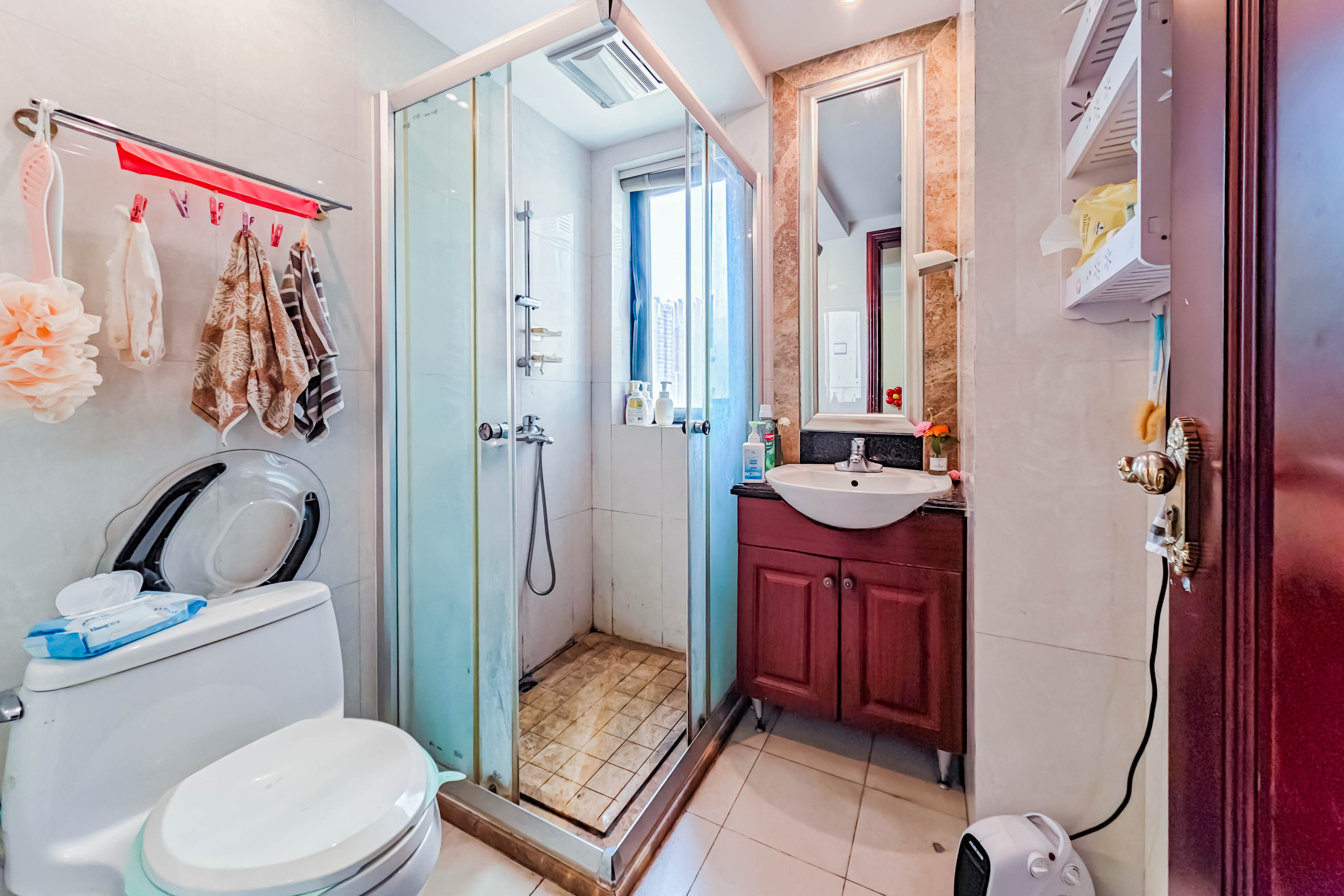 恒大绿洲  2室1厅1卫    93.0万卫生间