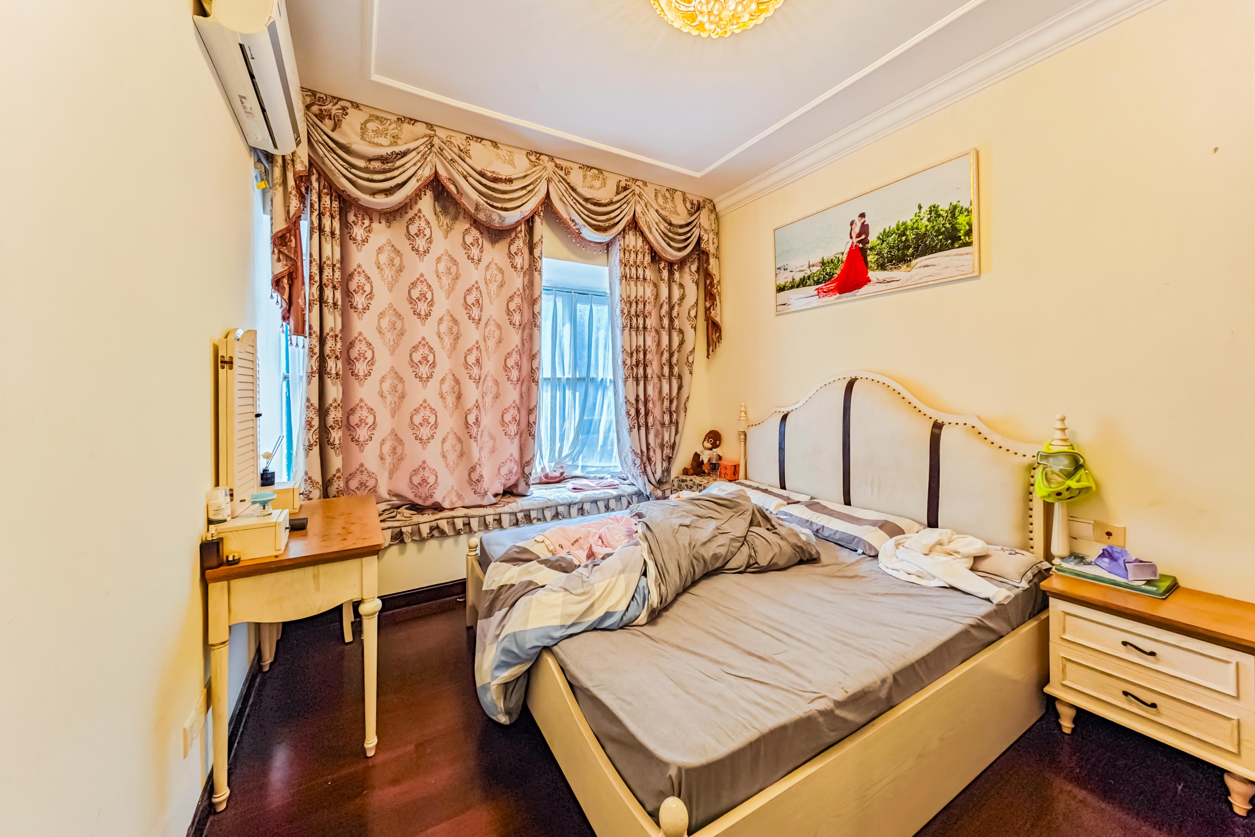 恒大绿洲  2室1厅1卫    93.0万卧室