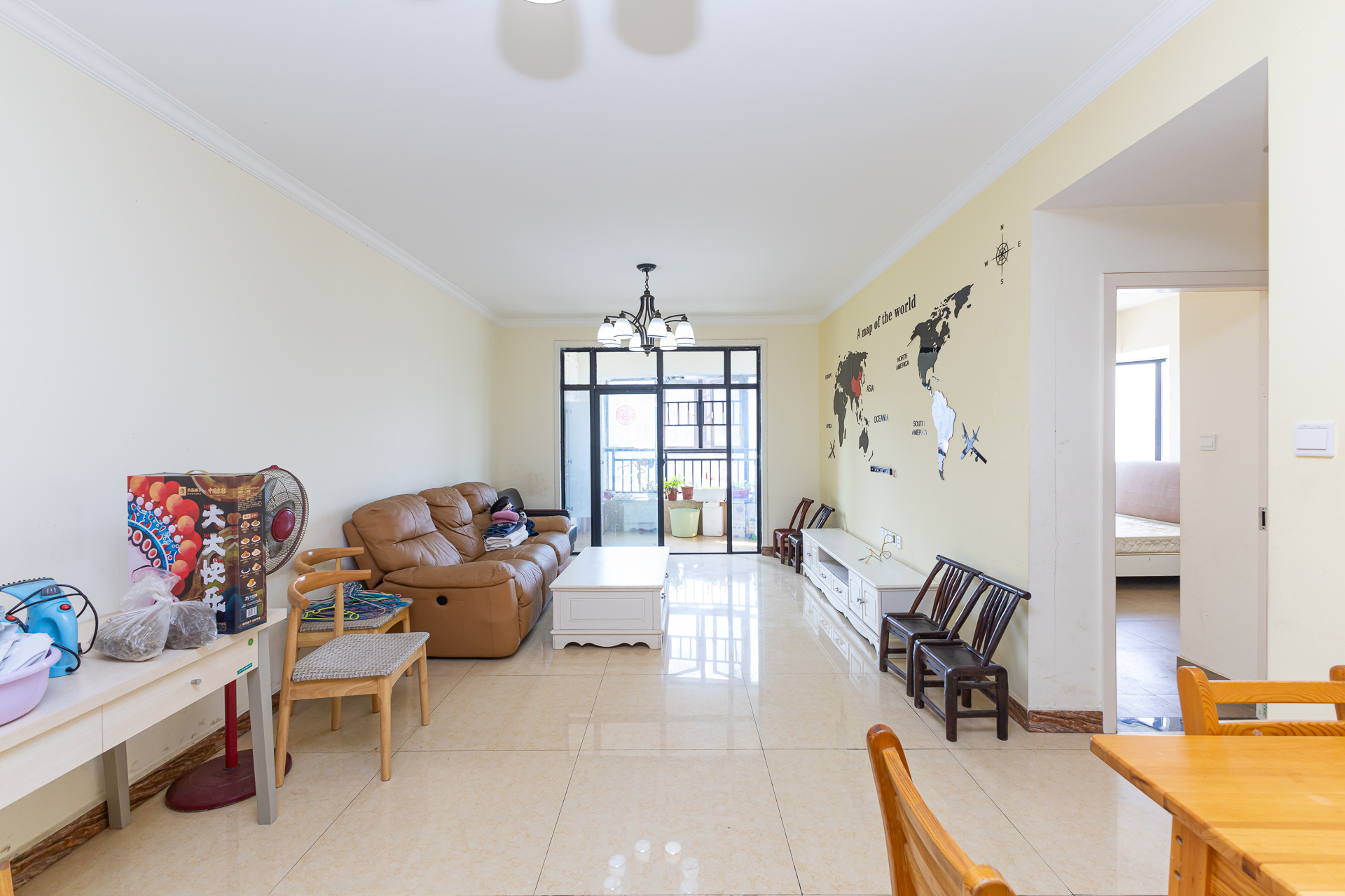 润和之悦(金泽园) 3室2厅1卫 61.8万 润和之悦(金泽园) 3室2厅1卫 61.8万客厅