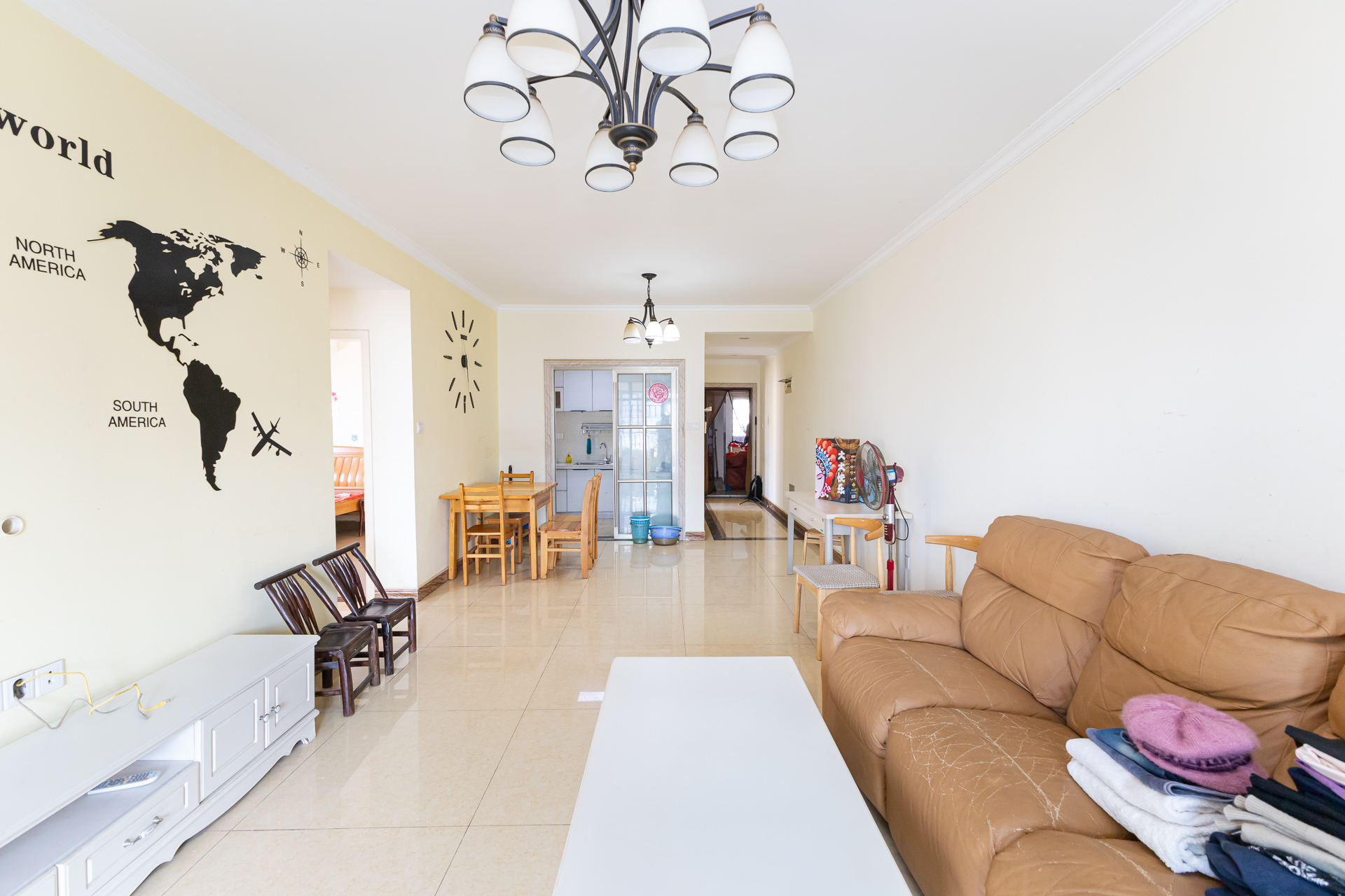 润和之悦(金泽园) 3室2厅1卫 61.8万 润和之悦(金泽园) 3室2厅1卫 61.8万客厅