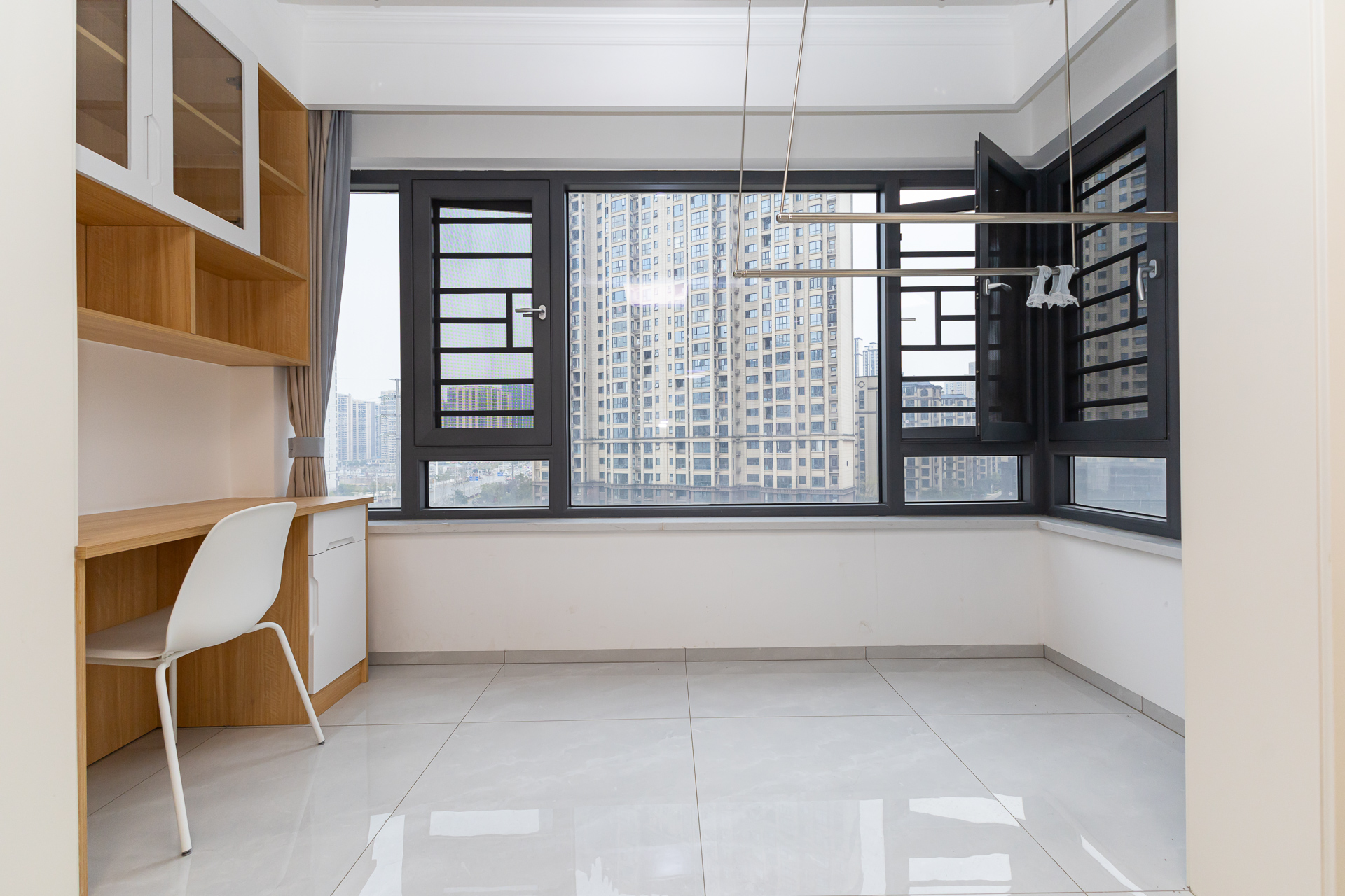 勤诚达境界城  3室2厅2卫    108.0万 勤诚达境界城  3室2厅2卫    108.0万阳台