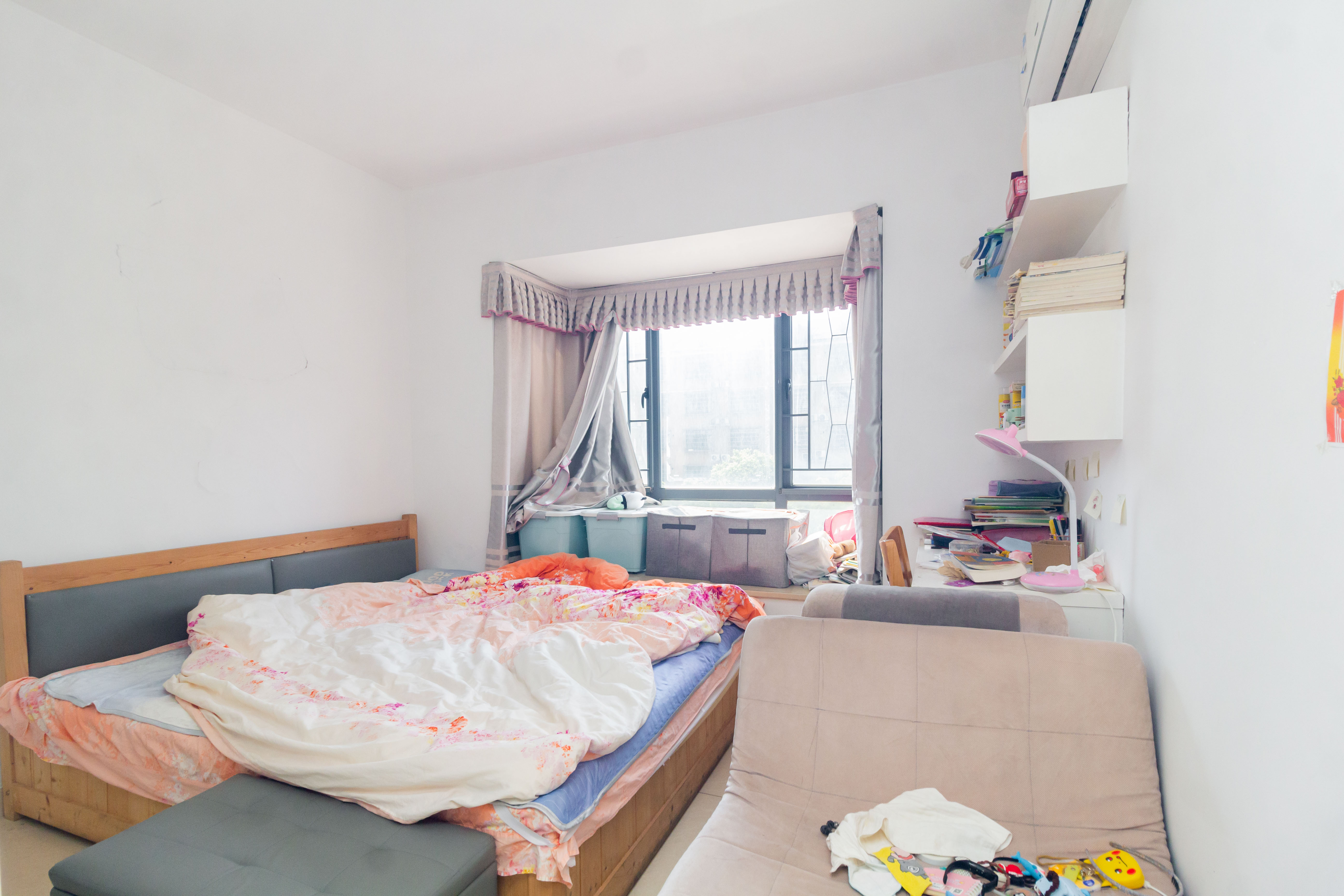 中国铁建国际城一期  2室2厅1卫    39.0万 中国铁建国际城一期  2室2厅1卫    39.0万卧室