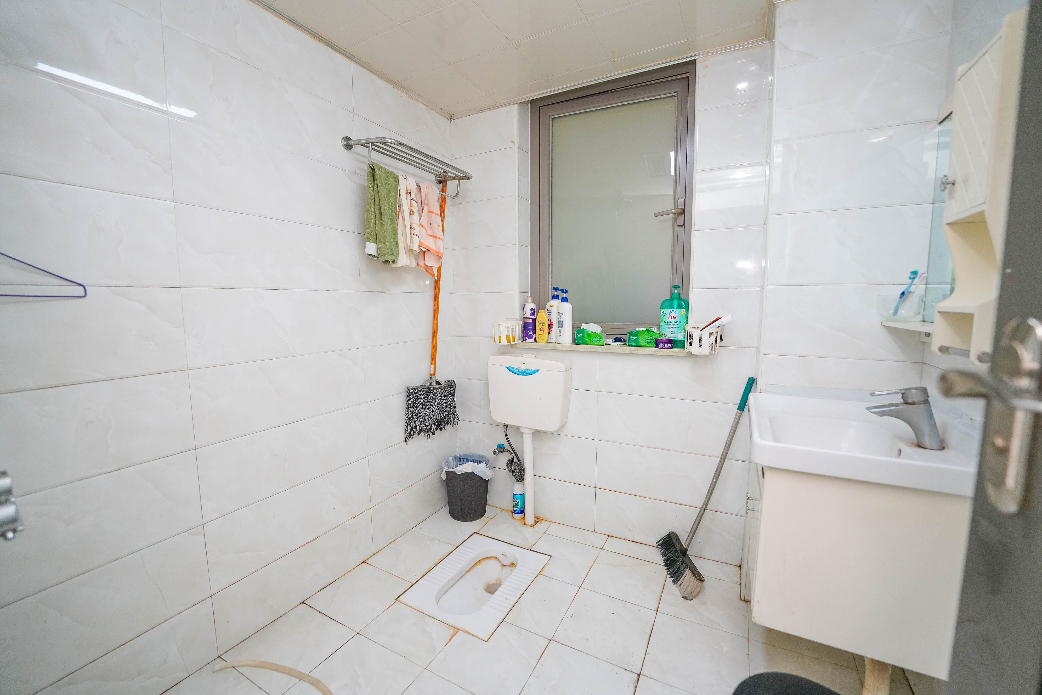 怡海星城  3室2厅1卫    52.0万 怡海星城  3室2厅1卫    52.0万其他