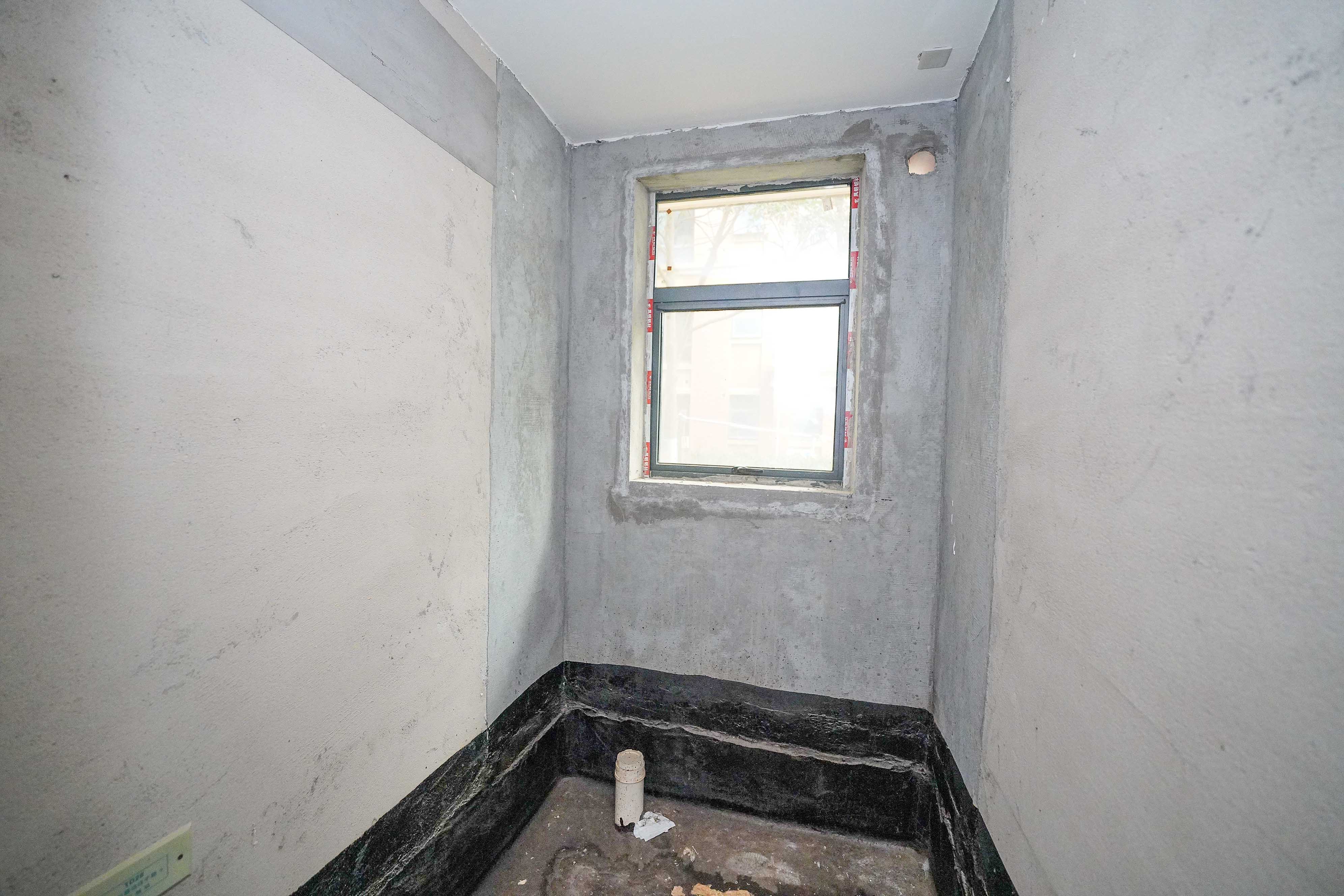 金谷豪庭 3室2厅2卫 48.0万 金谷豪庭 3室2厅2卫 48.0万卫生间