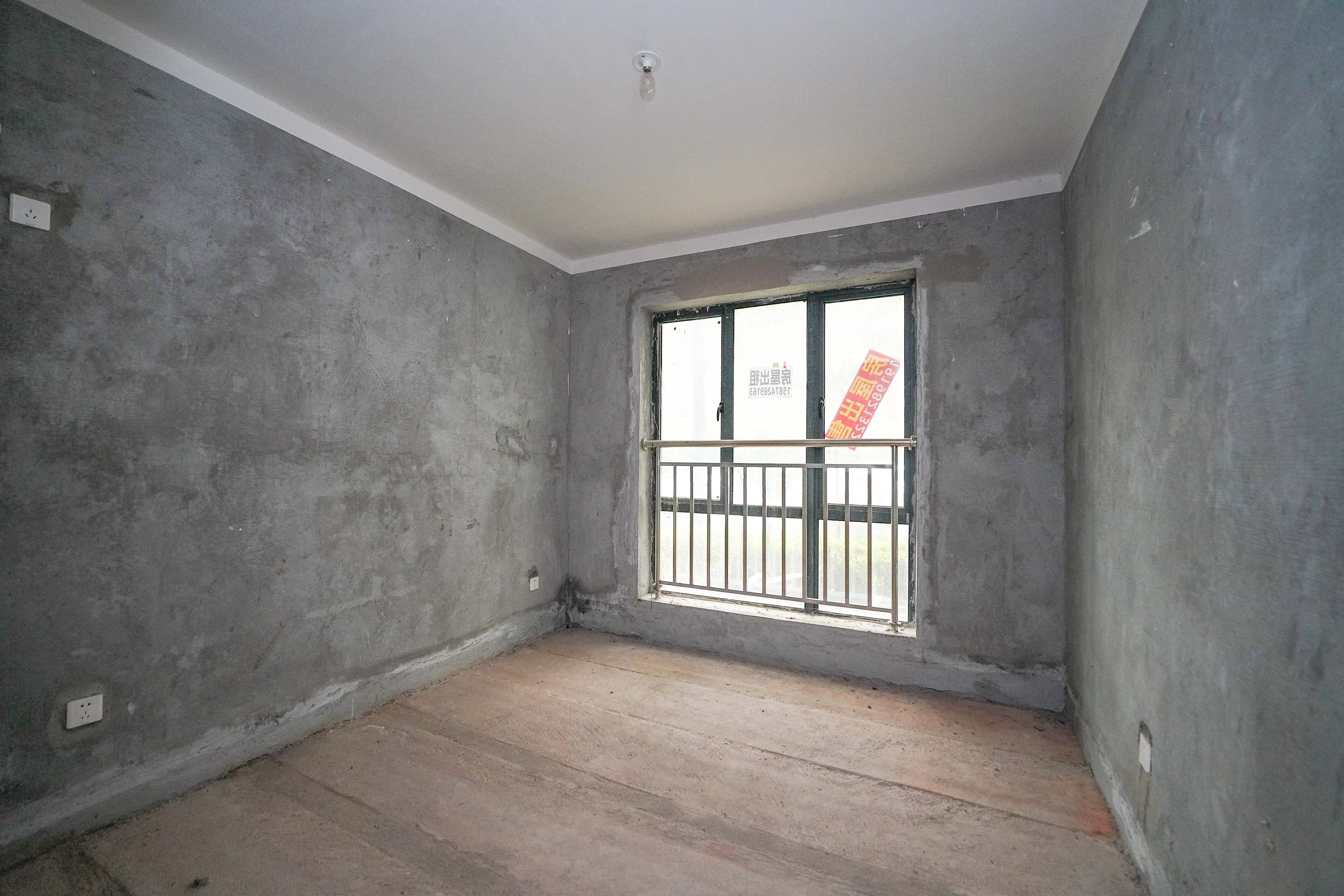 金谷豪庭 3室2厅2卫 48.0万 金谷豪庭 3室2厅2卫 48.0万卧室