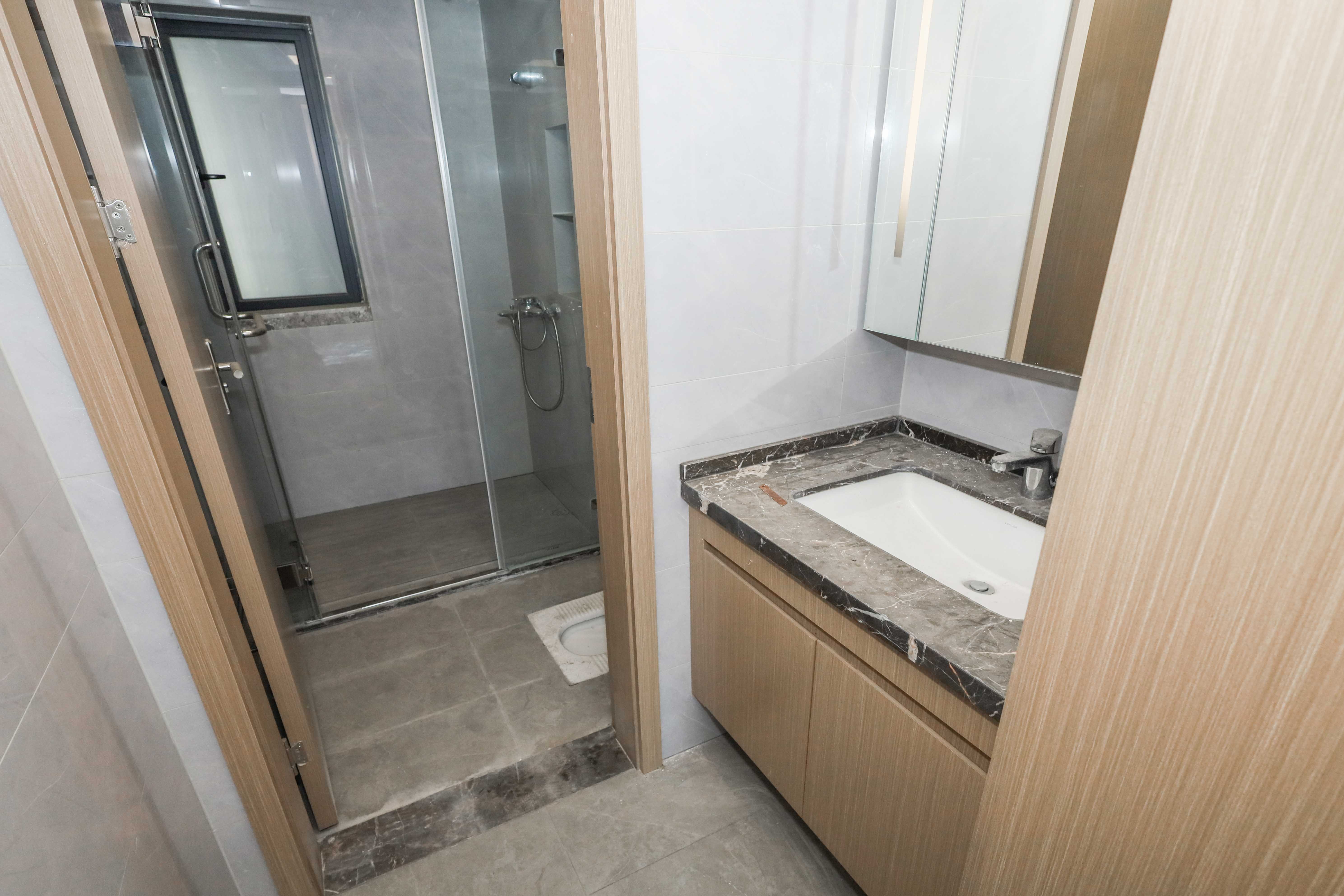 中国铁建湘语梅溪  3室2厅2卫   168.00万卫生间