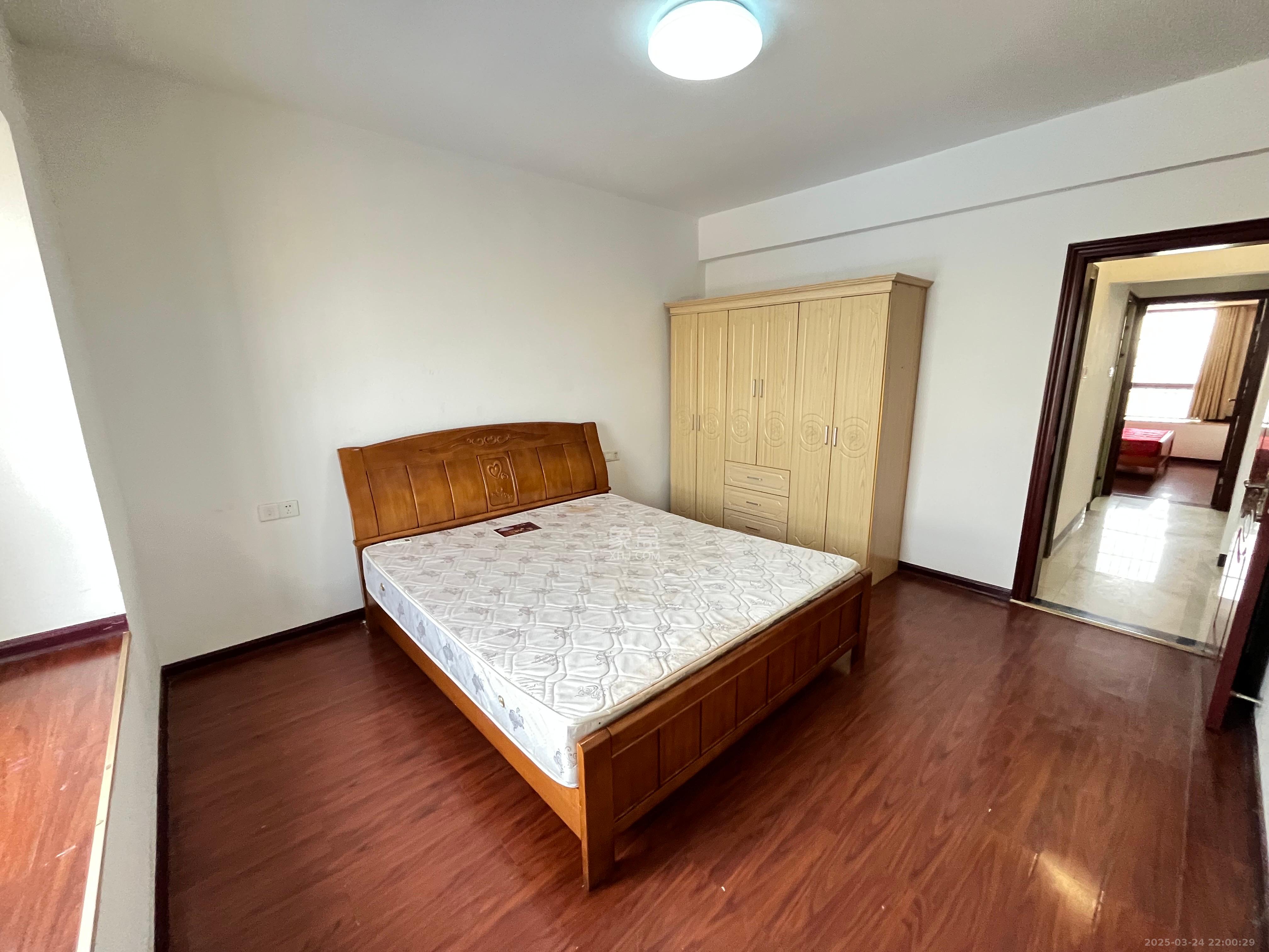 保利东郡 3室2厅2卫 2500.0元/月 保利东郡 3室2厅2卫 2500.0元/月室内图