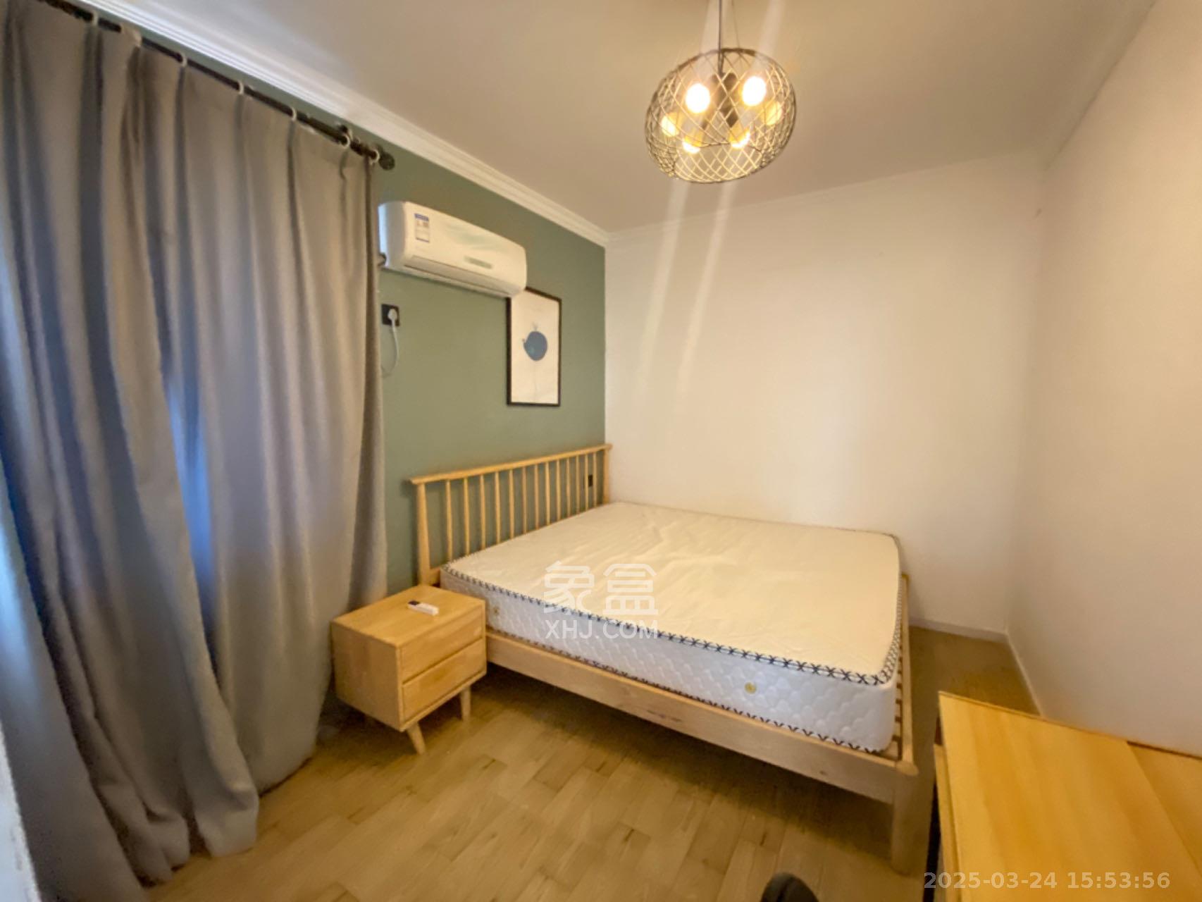 城市森林  1室1厅1卫    2300.0元/月 城市森林  1室1厅1卫    2300.0元/月室内图