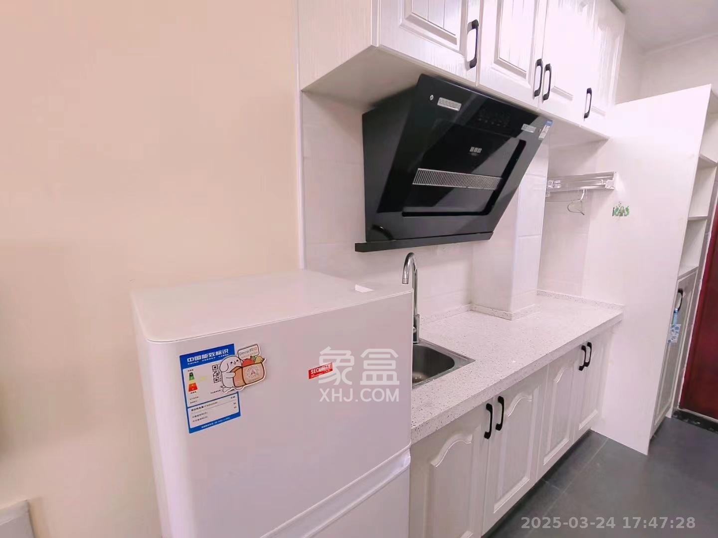 达美美立方  1室1厅1卫   1700.00元/月室内图
