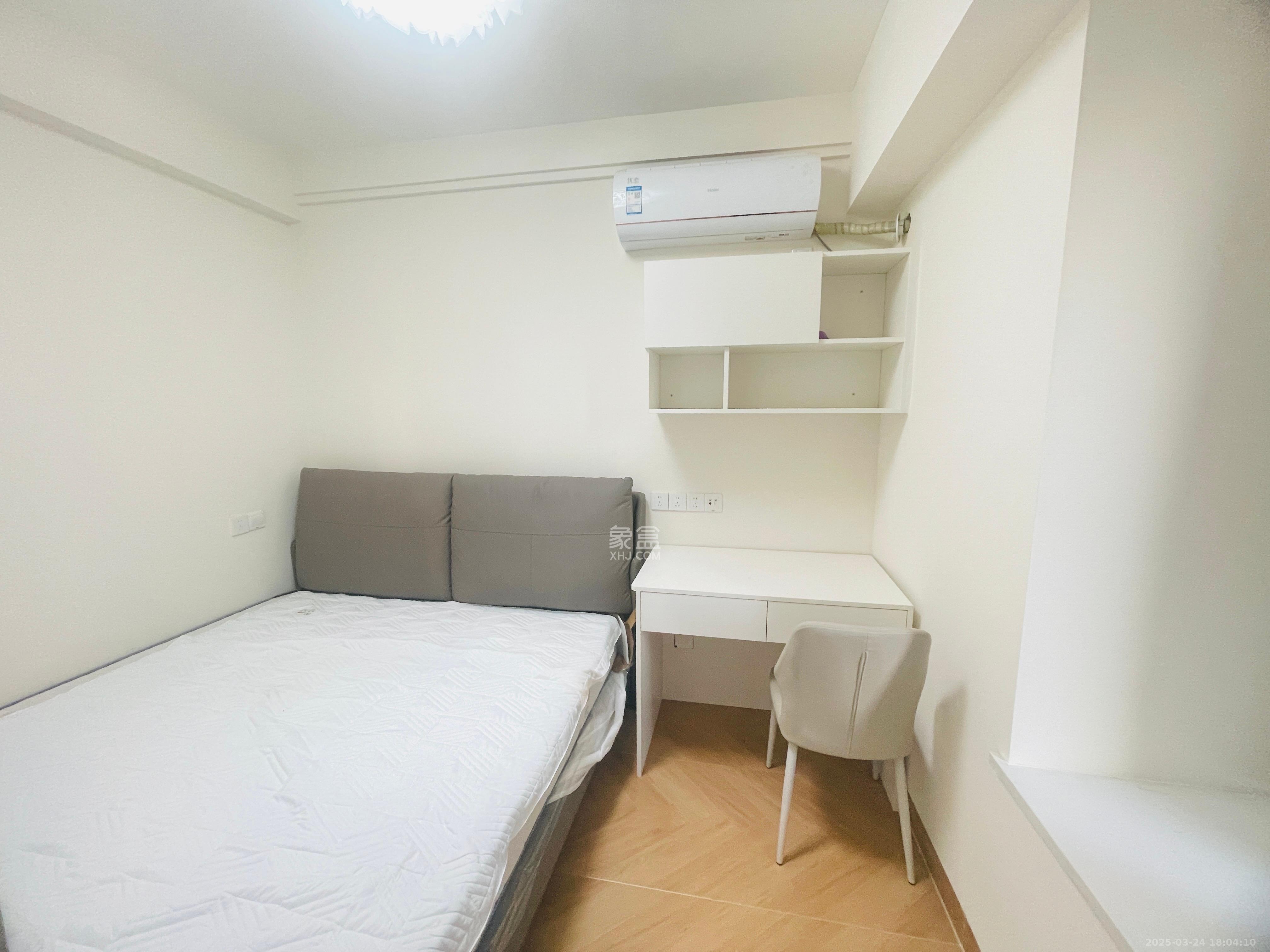 保利海德公园  2室2厅1卫    2300.0元/月室内图