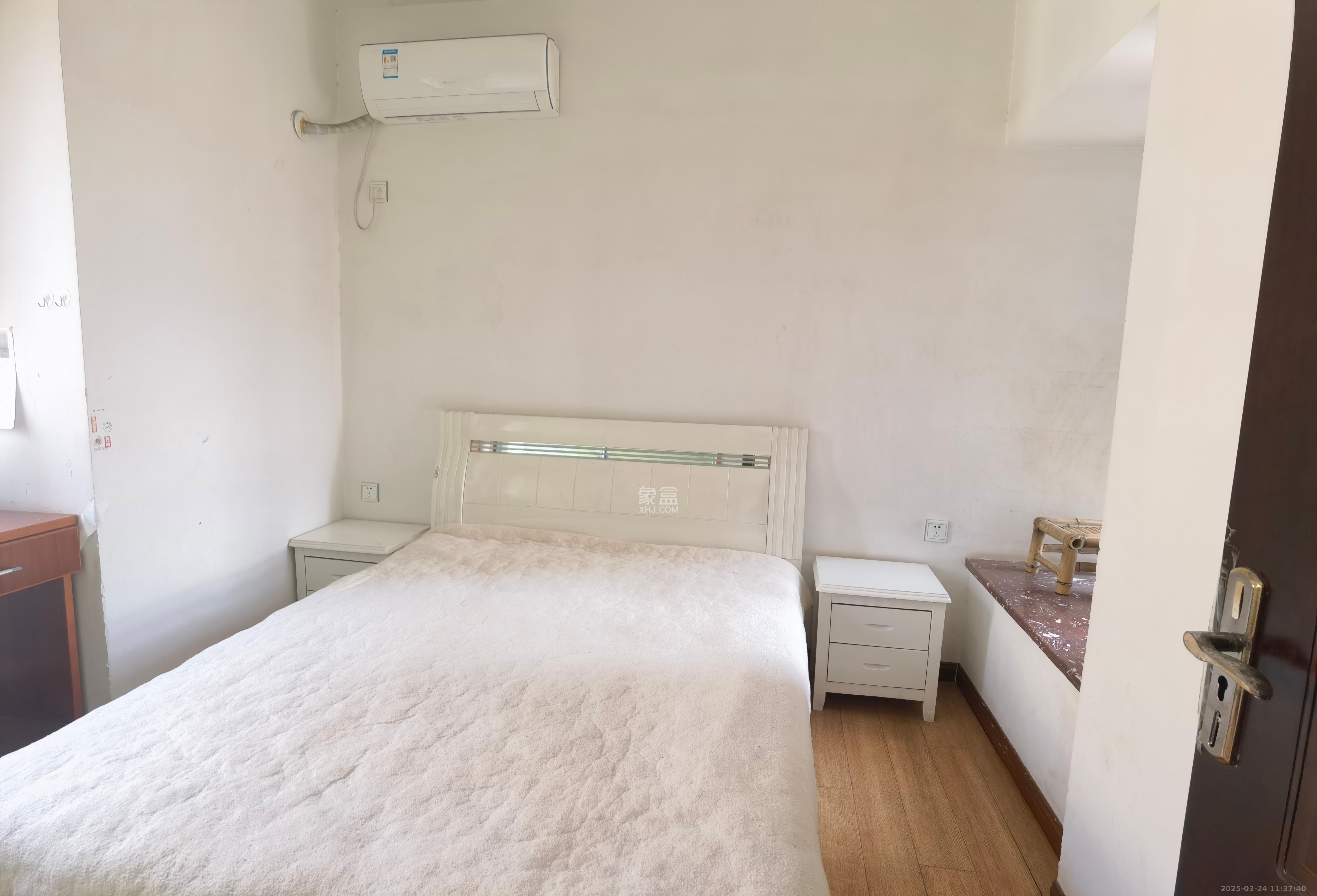 中信文化广场(中信新城二期) 3室2厅1卫 2000.0元/月 中信文化广场(中信新城二期) 3室2厅1卫 2000.0元/月室内图