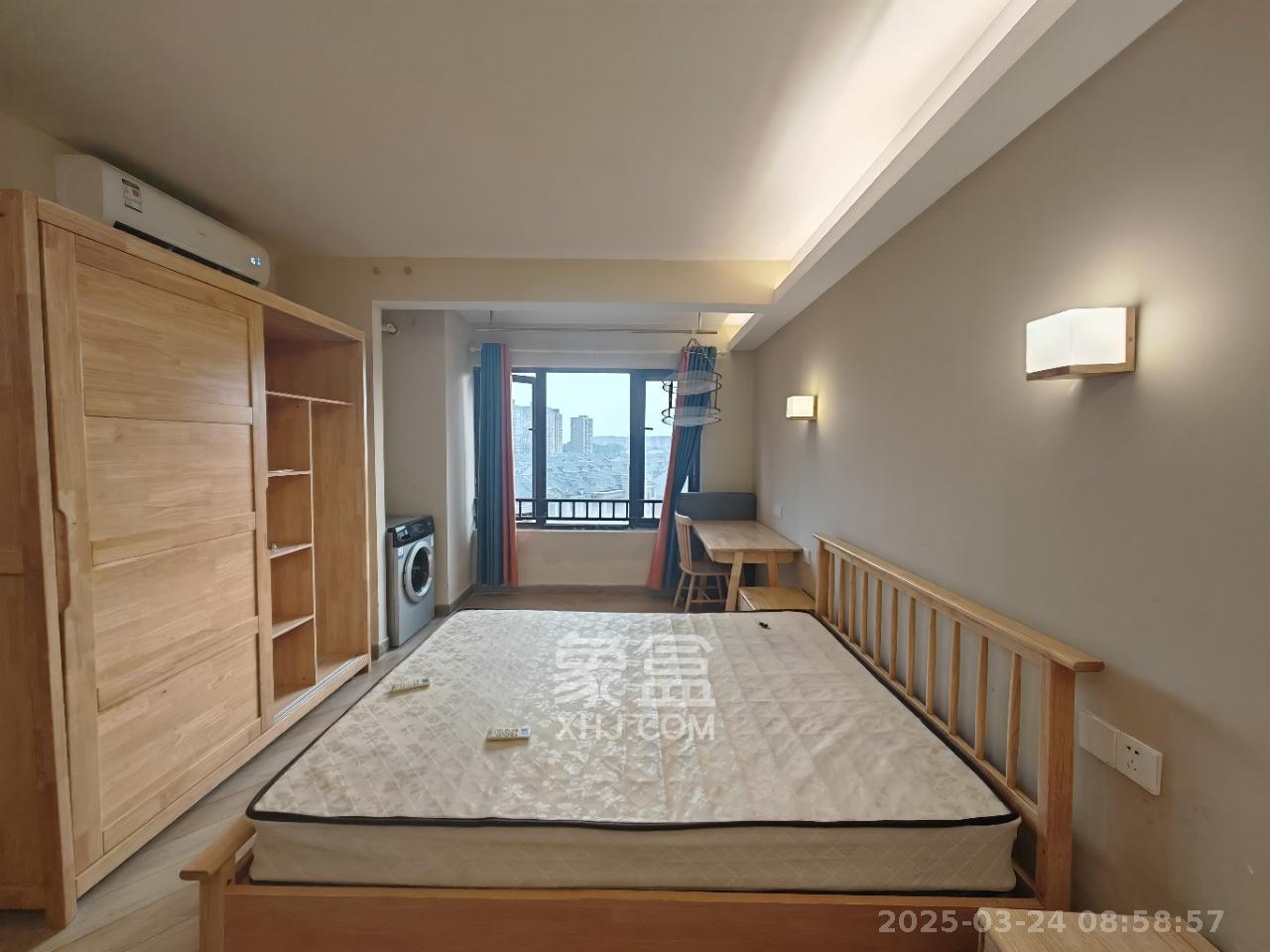 中海珑悦府  1室0厅0卫   1300.00元/月室内图