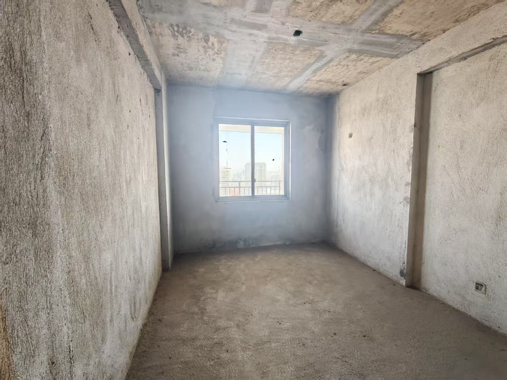 吉泰丽园 4室2厅2卫 85.0万 吉泰丽园 4室2厅2卫 85.0万客厅