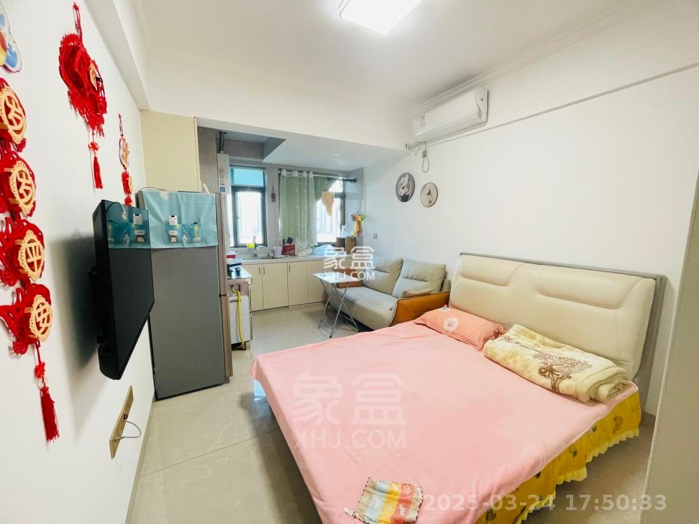 和顺天河广场(型格广场) 1室1厅1卫 1200.0元/月 和顺天河广场(型格广场) 1室1厅1卫 1200.0元/月室内图