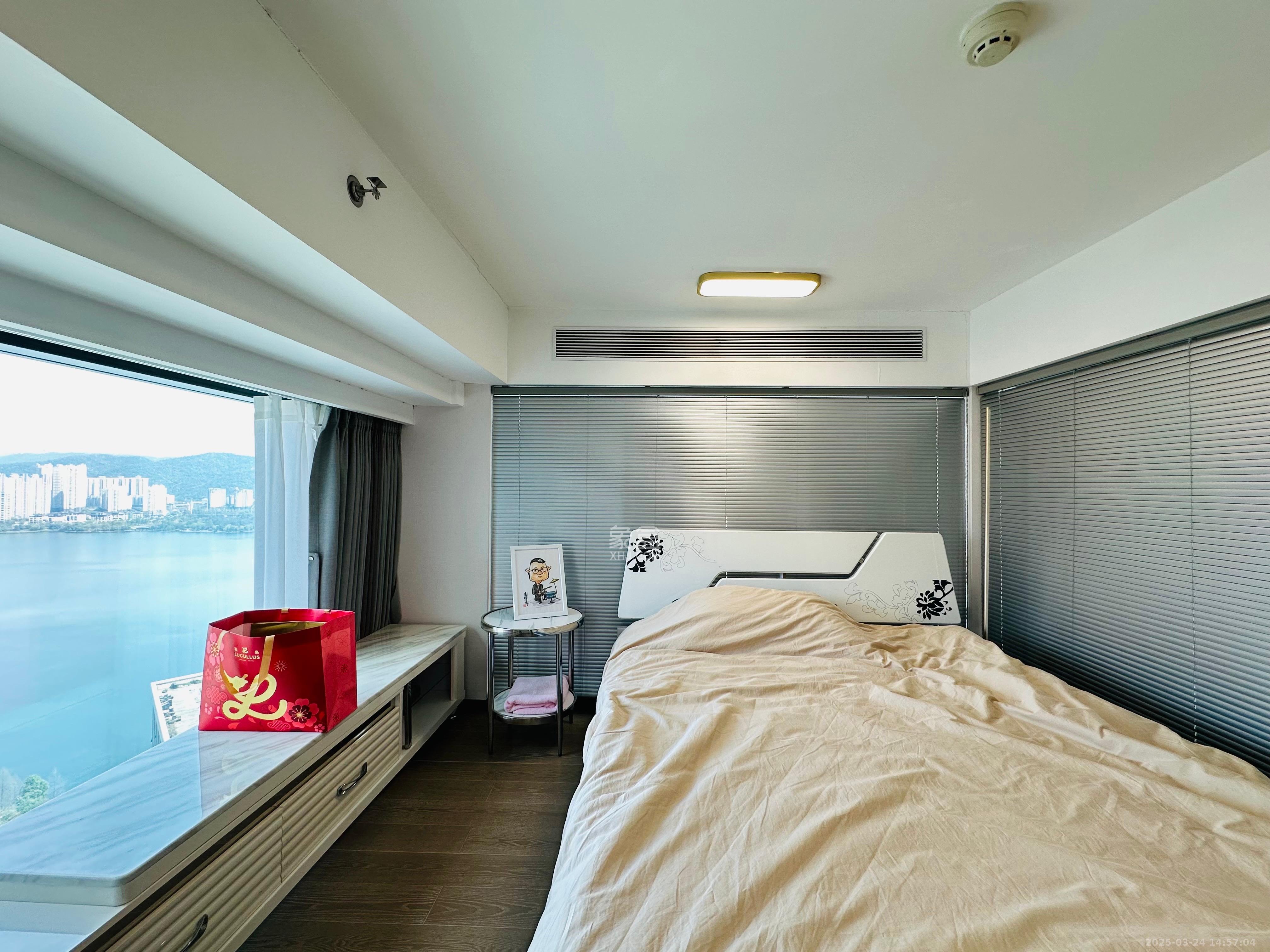 达美寰宇中心 2室2厅1卫 4000.0元/月 达美寰宇中心 2室2厅1卫 4000.0元/月室内图