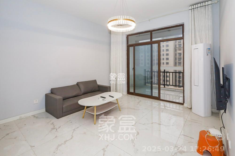 阳光丽城  3室2厅1卫   2800.00元/月室内图