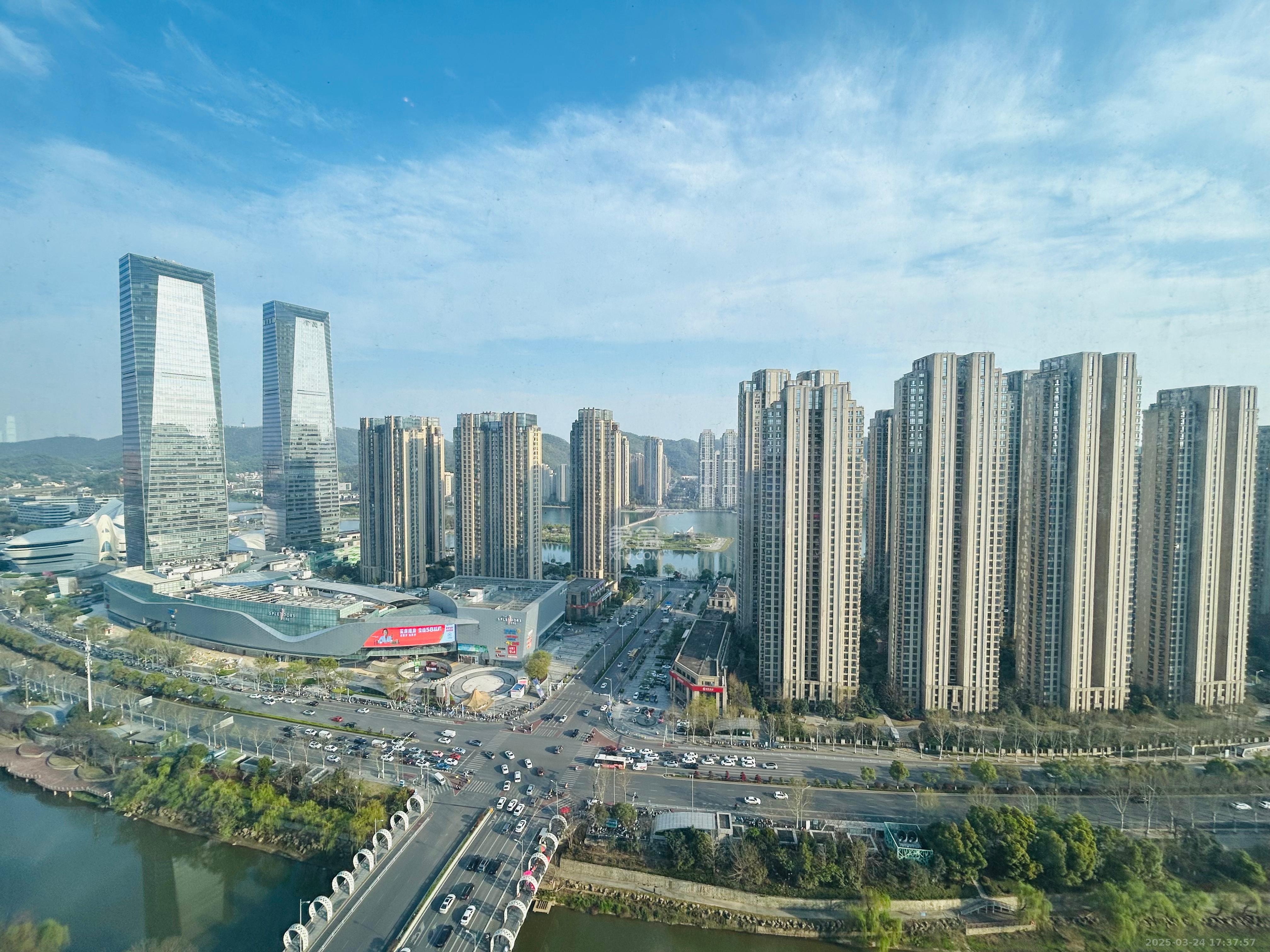 达美美立方  1室1厅1卫   2400.00元/月室内图