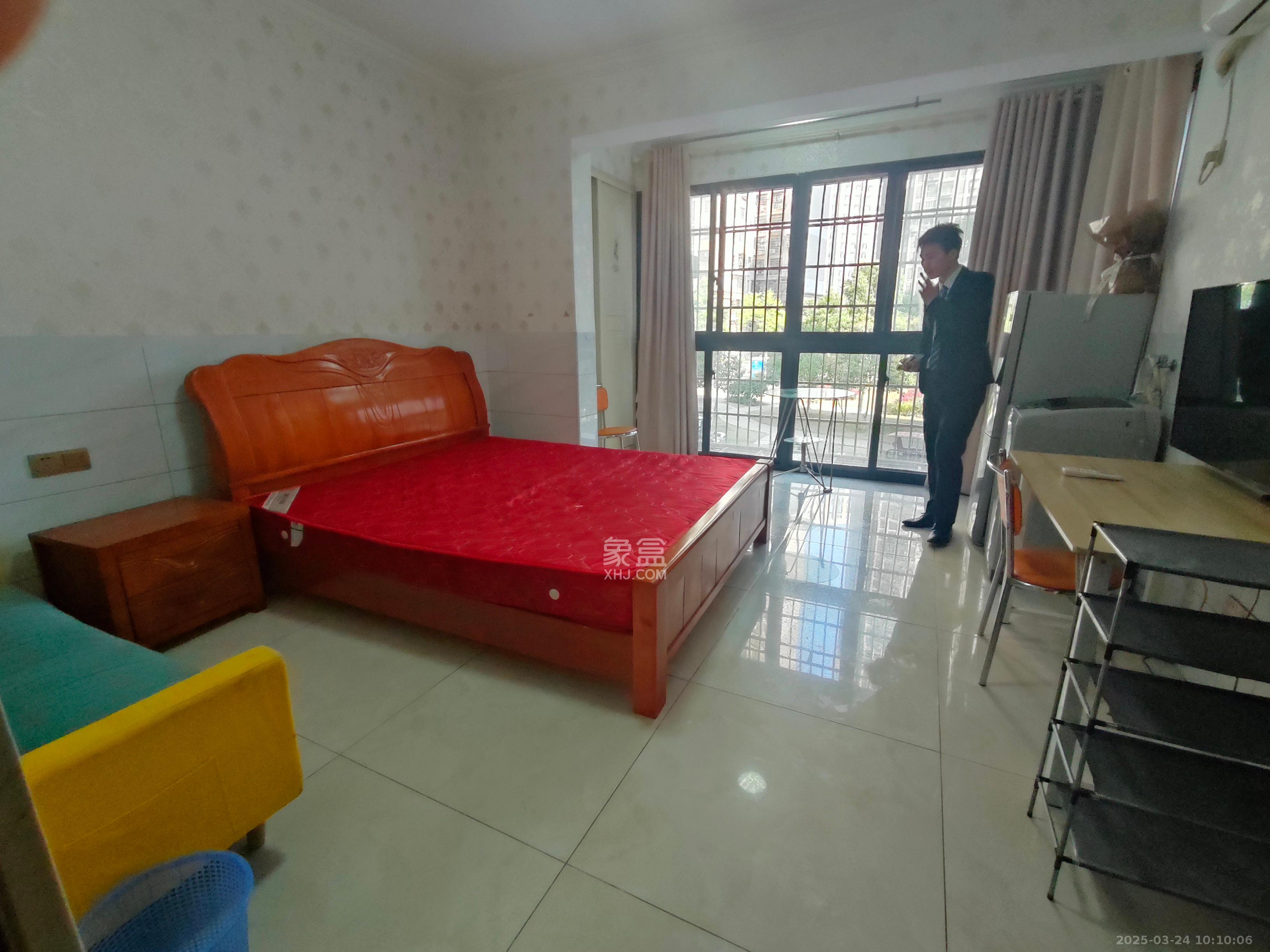 嘉顺苑 1室1厅1卫 1100.0元/月 嘉顺苑 1室1厅1卫 1100.0元/月室内图