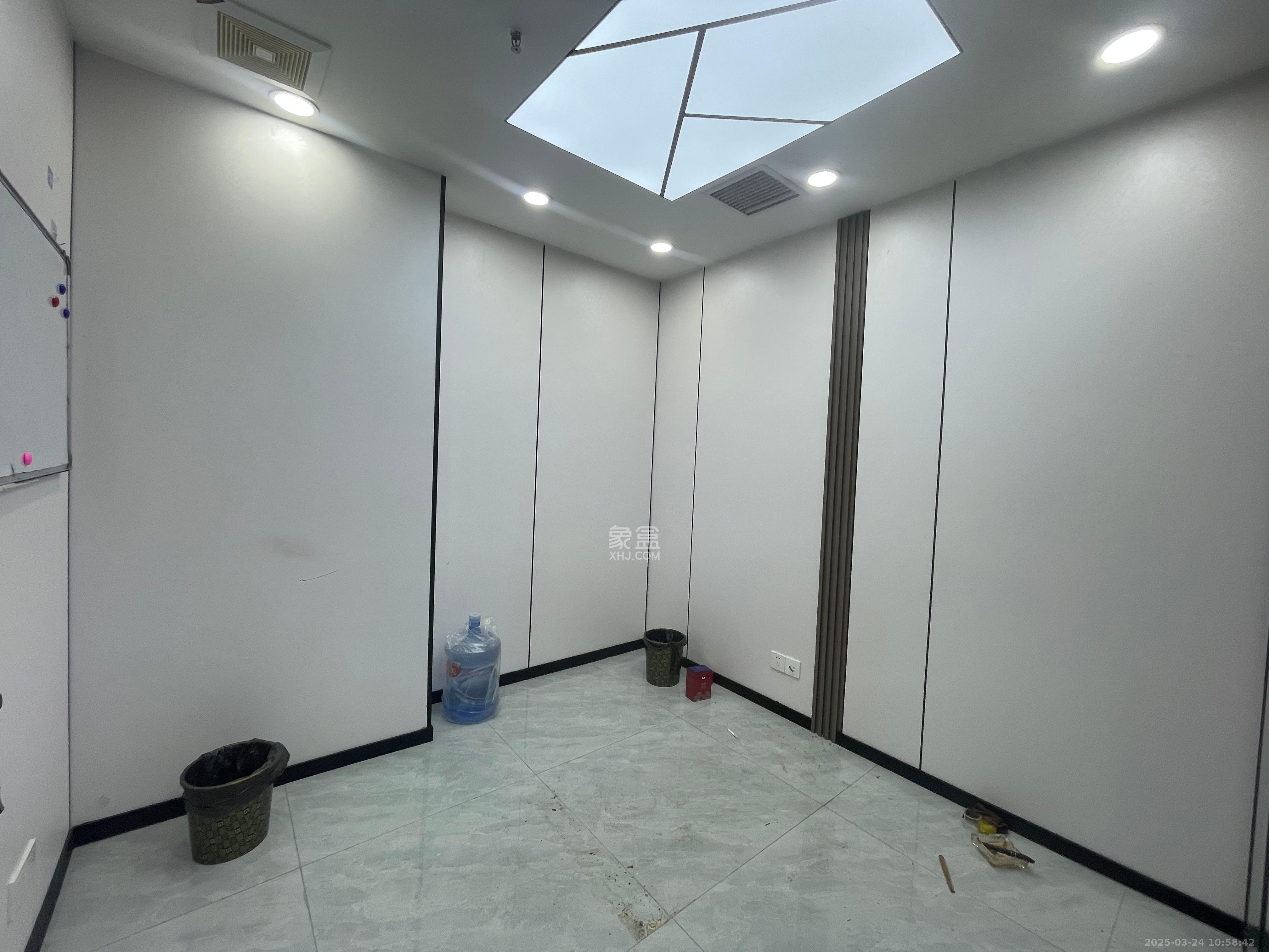 御溪国际  2室1厅1卫   4800.00元/月室内图