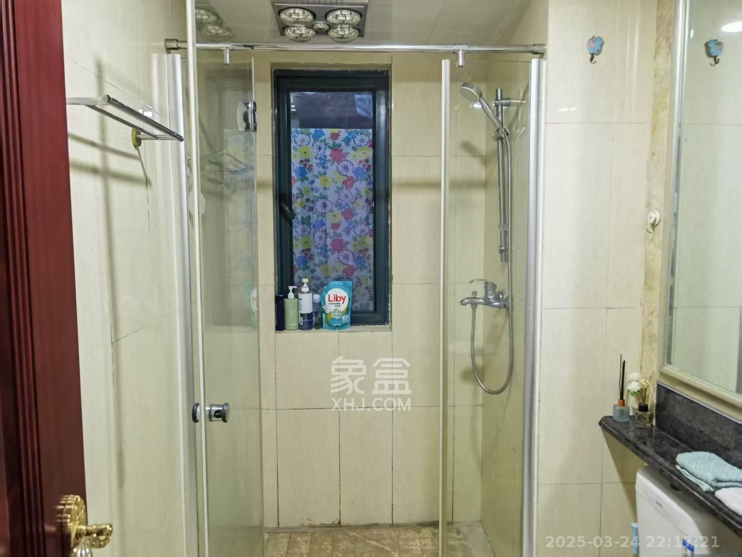 恒大雅苑  3室2厅1卫   2500.00元/月室内图