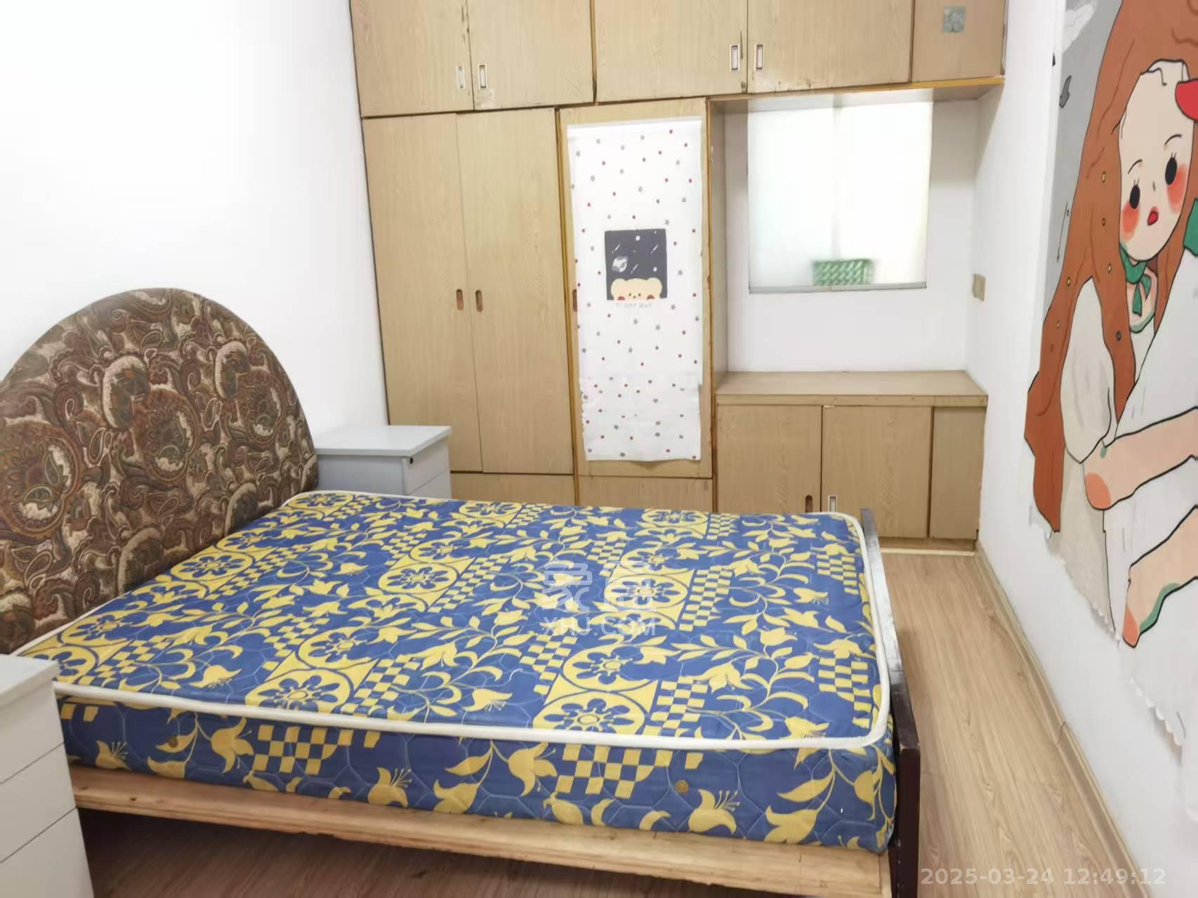 百纺大院宿舍  3室2厅1卫    1600.0元/月 百纺大院宿舍  3室2厅1卫    1600.0元/月