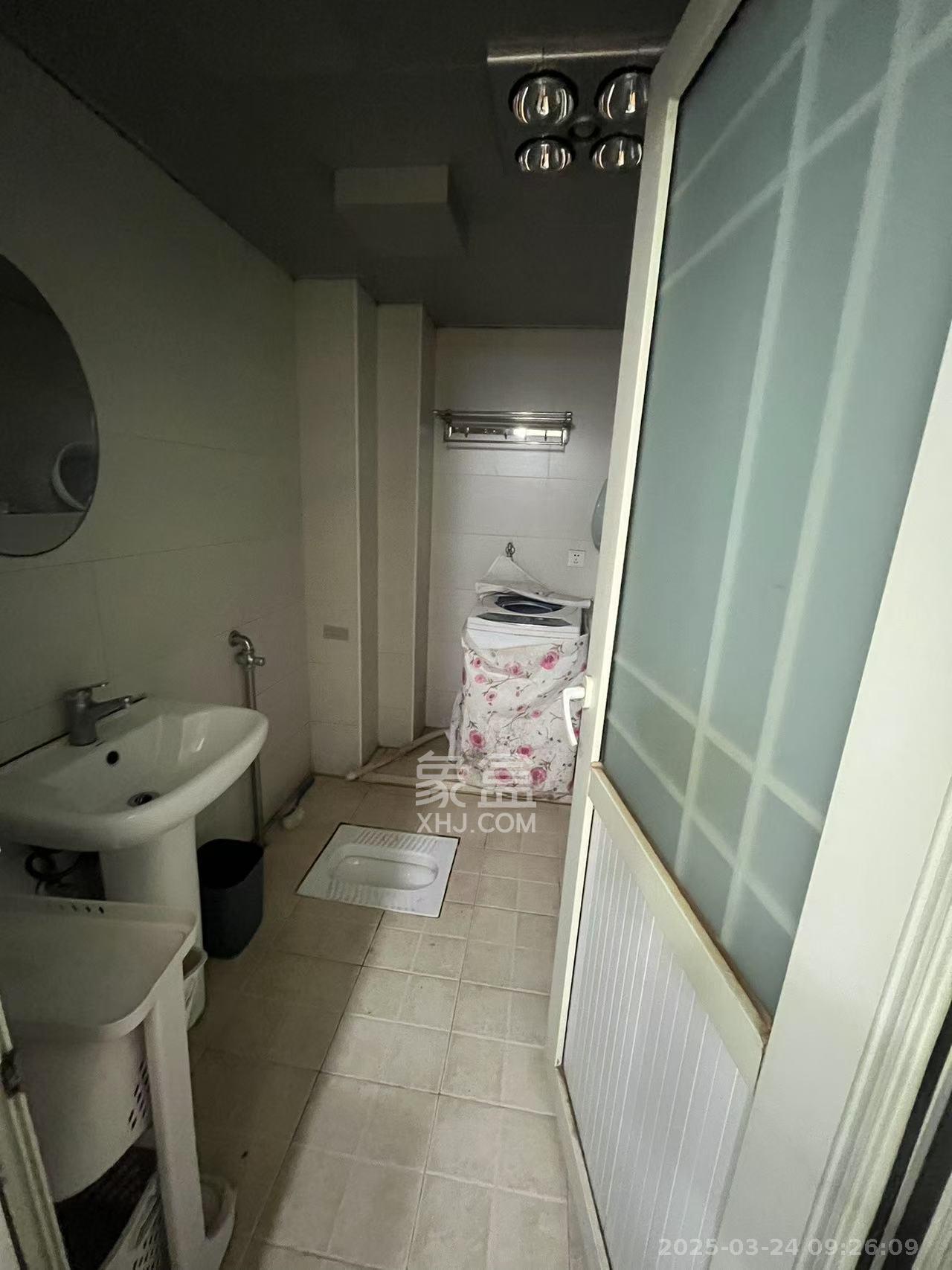 满庭芳小区  2室1厅1卫   1600.00元/月室内图