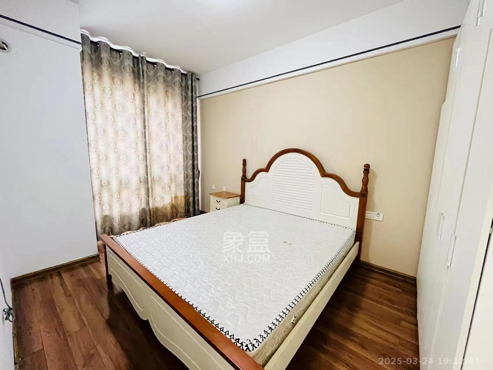 中建木莲工社  1室1厅1卫   1600.00元/月室内图